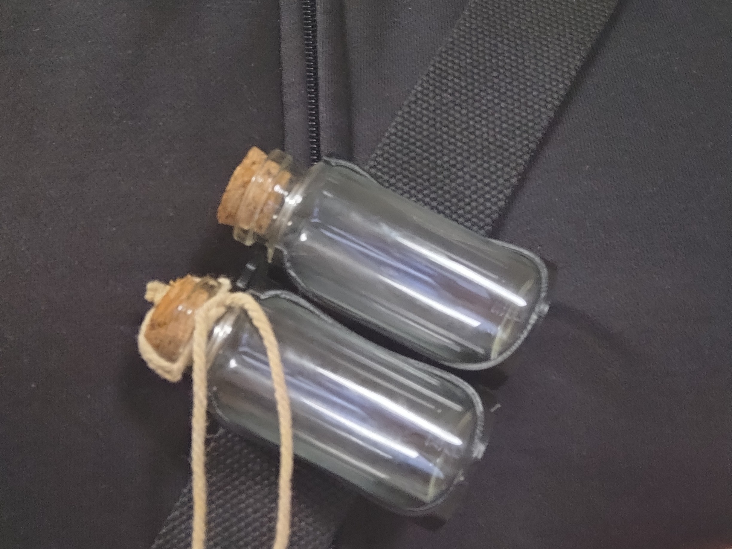 Vial belt/bandolier