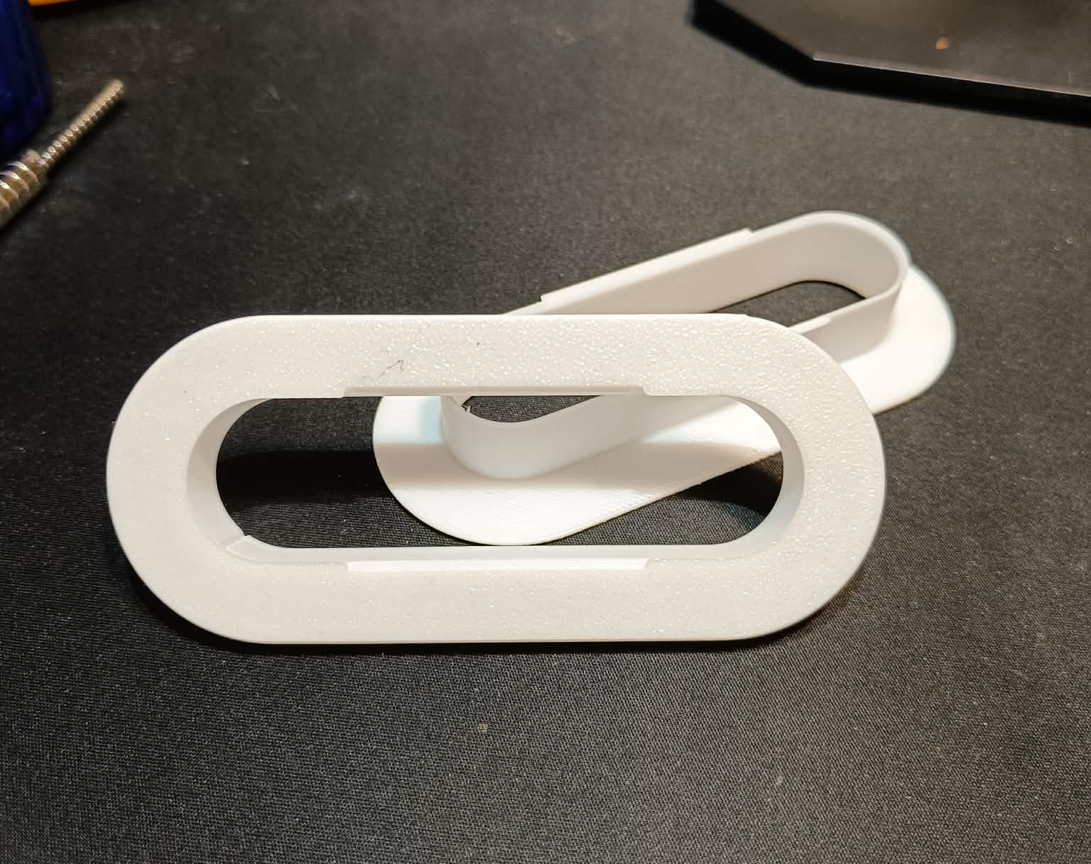 Cardboard box handle resizable!