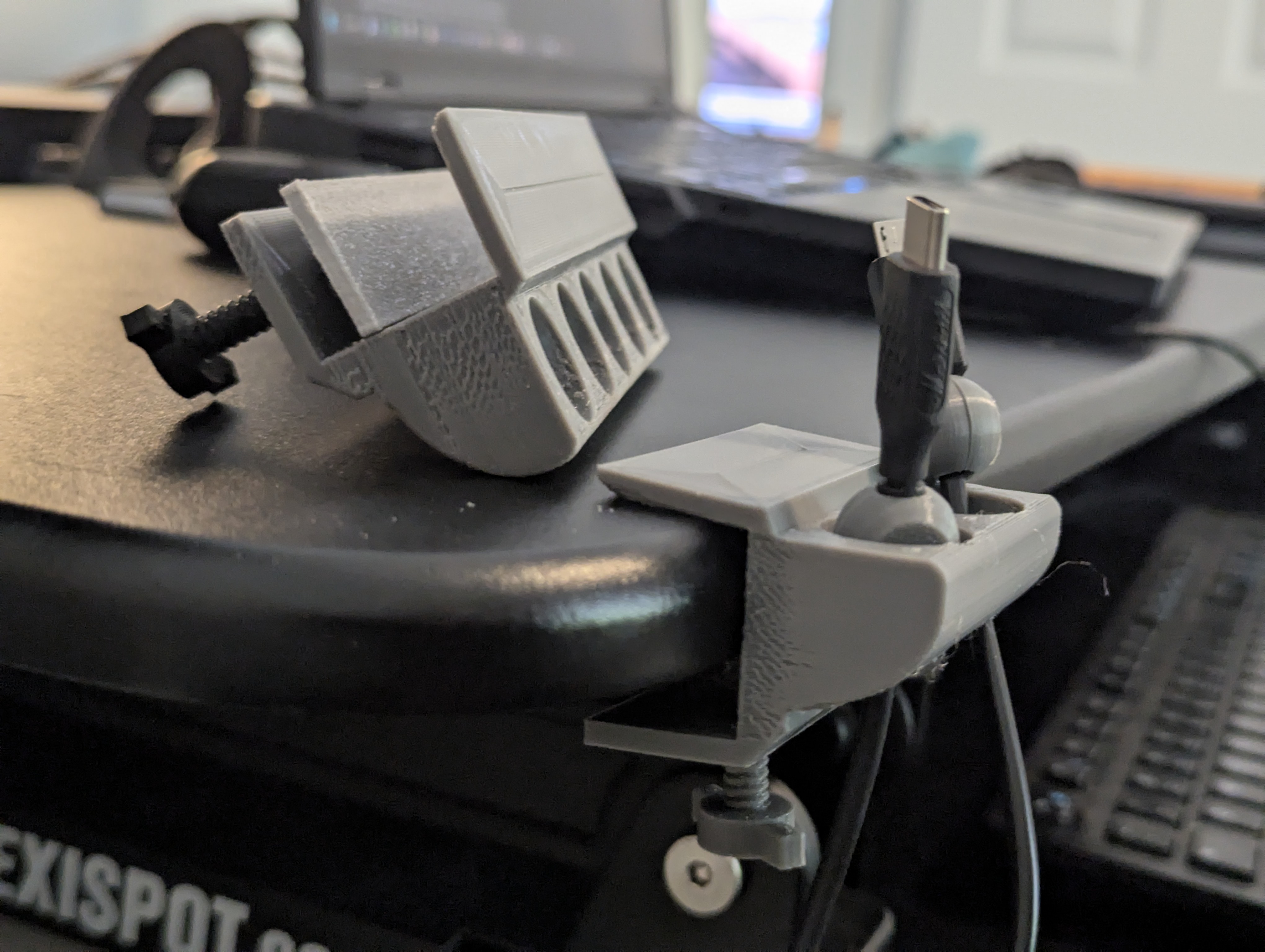 Cableball Remix- Cable manager & holder