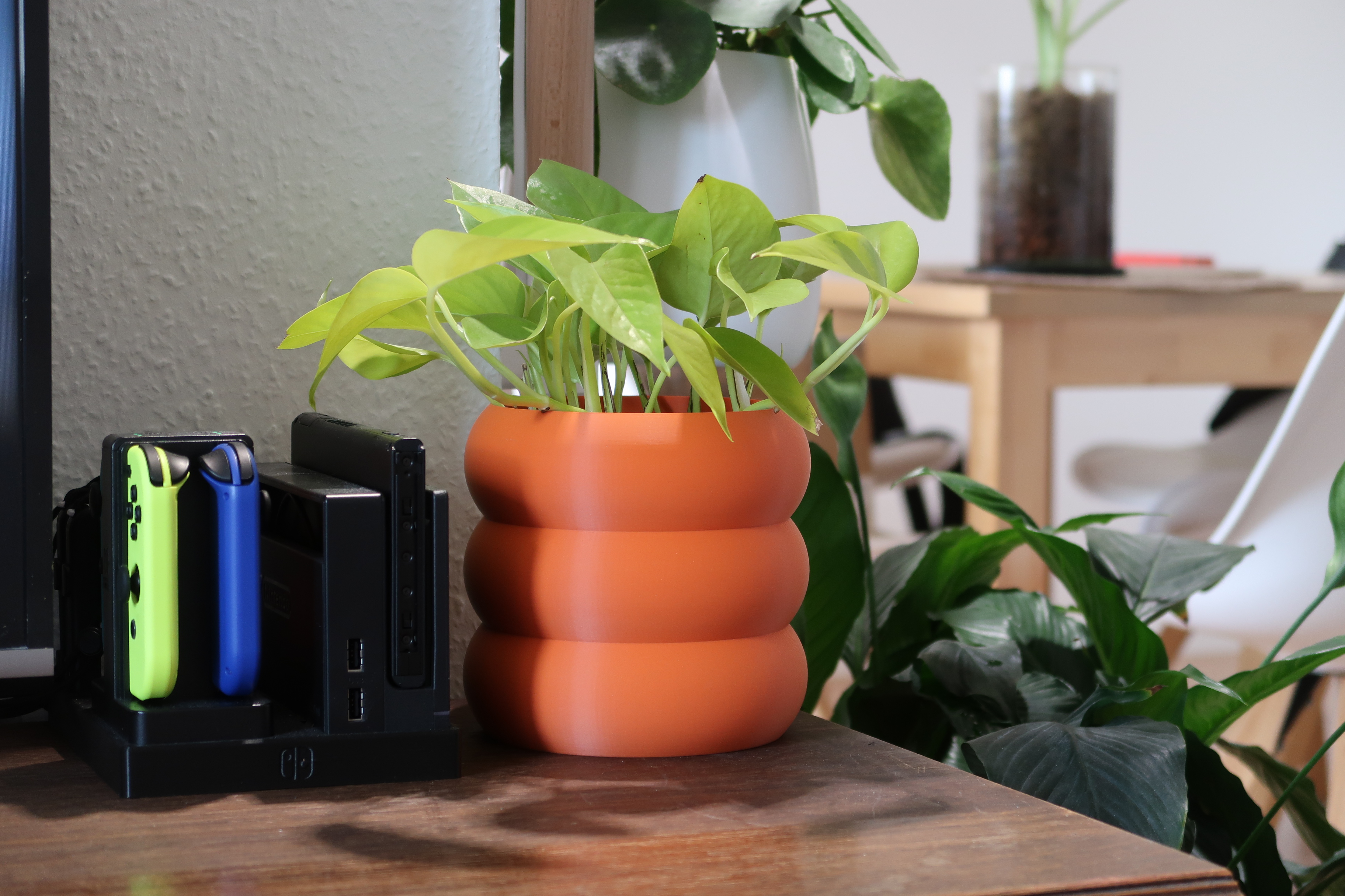 Stacked Donut Planter (hidden drip tray, no support)