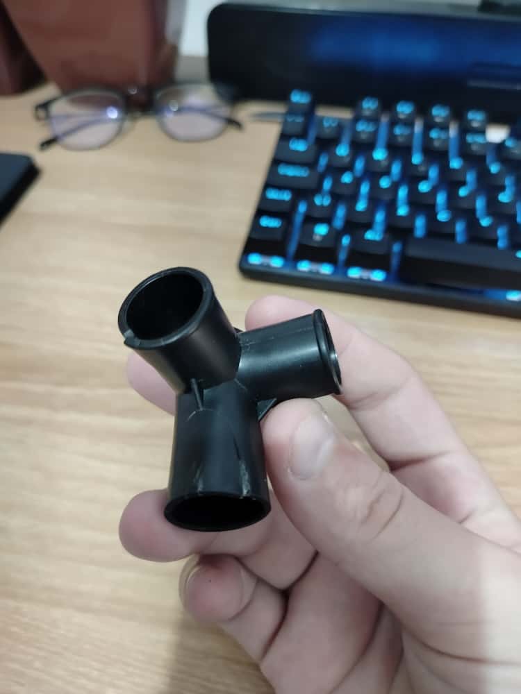 Miniatura 2 do modelo 3D Laundry Rack Adapter