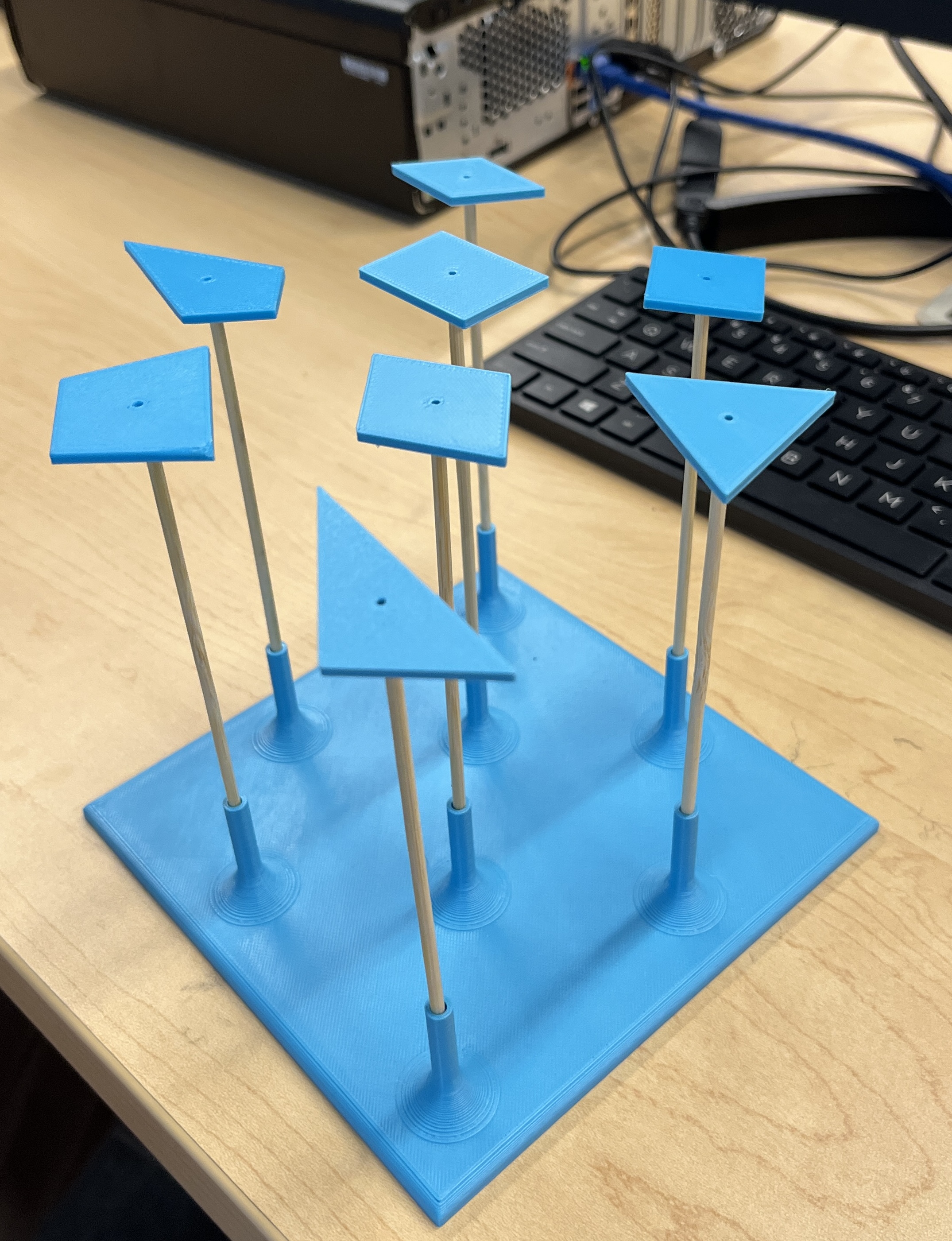 Geometry Centroid Hanger & Table Models For Students — thumbnail 4