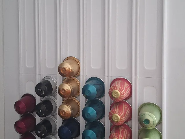 Nespresso capsule wall holder with wider backing
