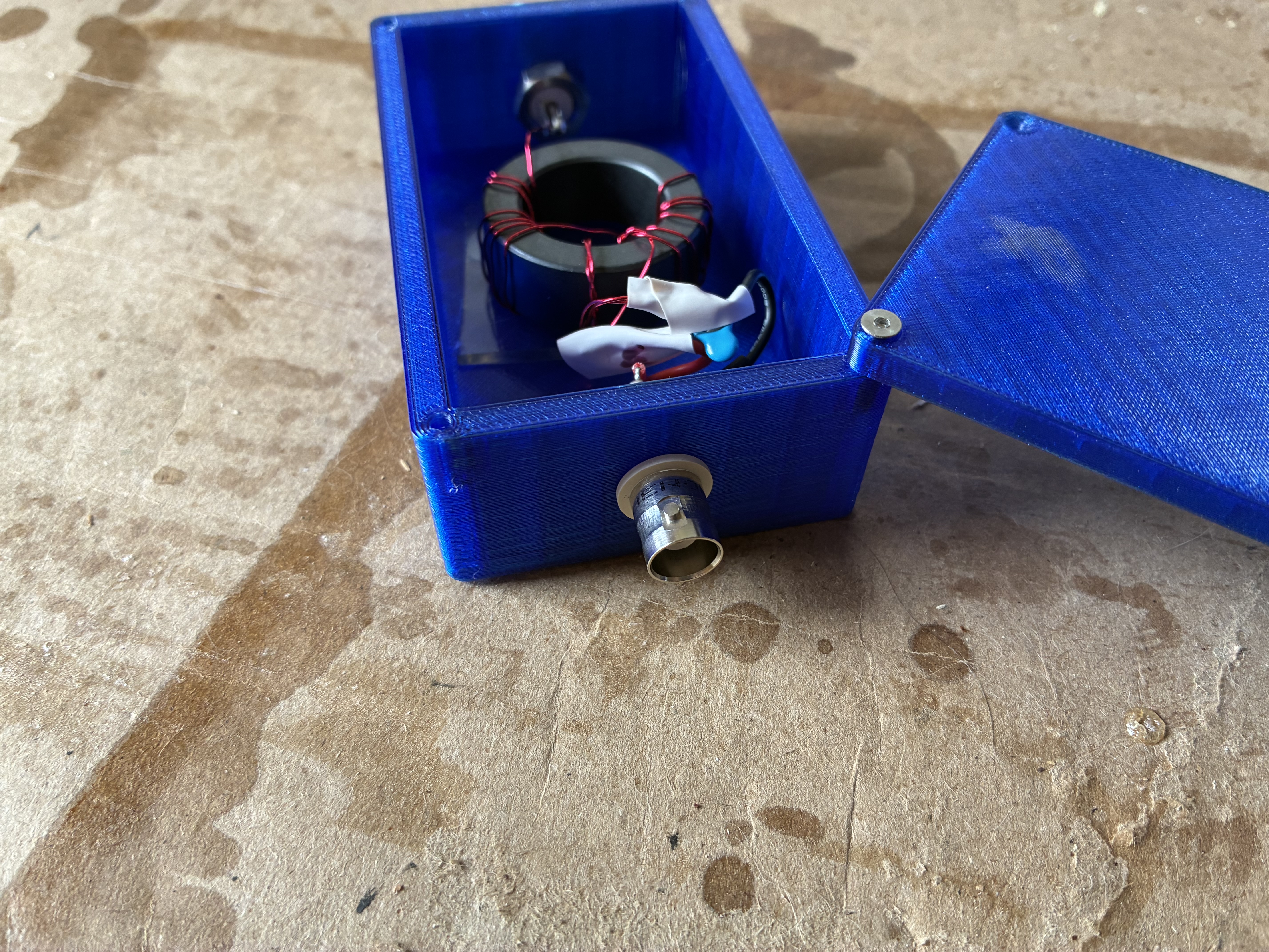 Balun Case for two BNC Connectors