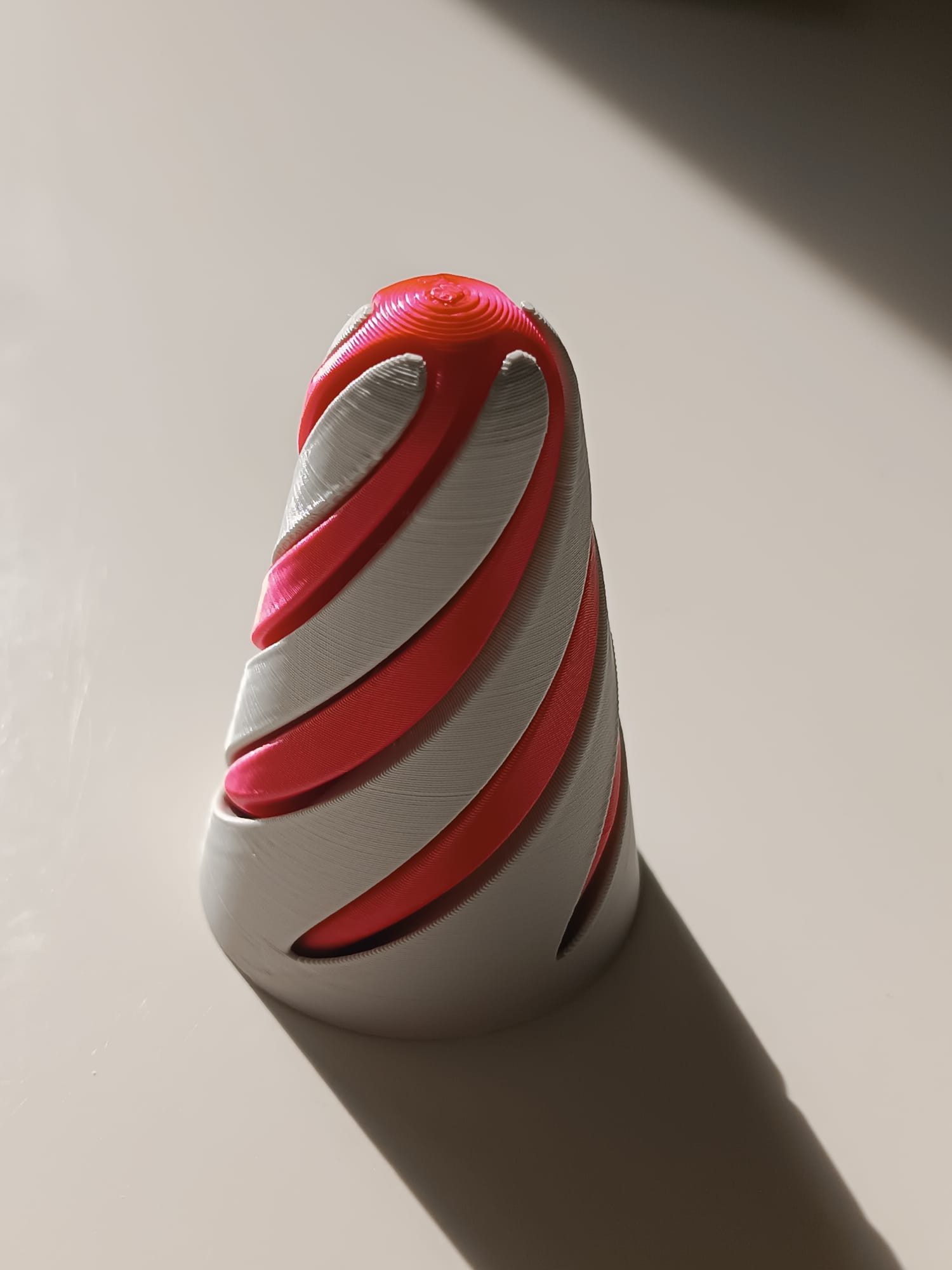 spiral cone fidget {Video, slow motion}