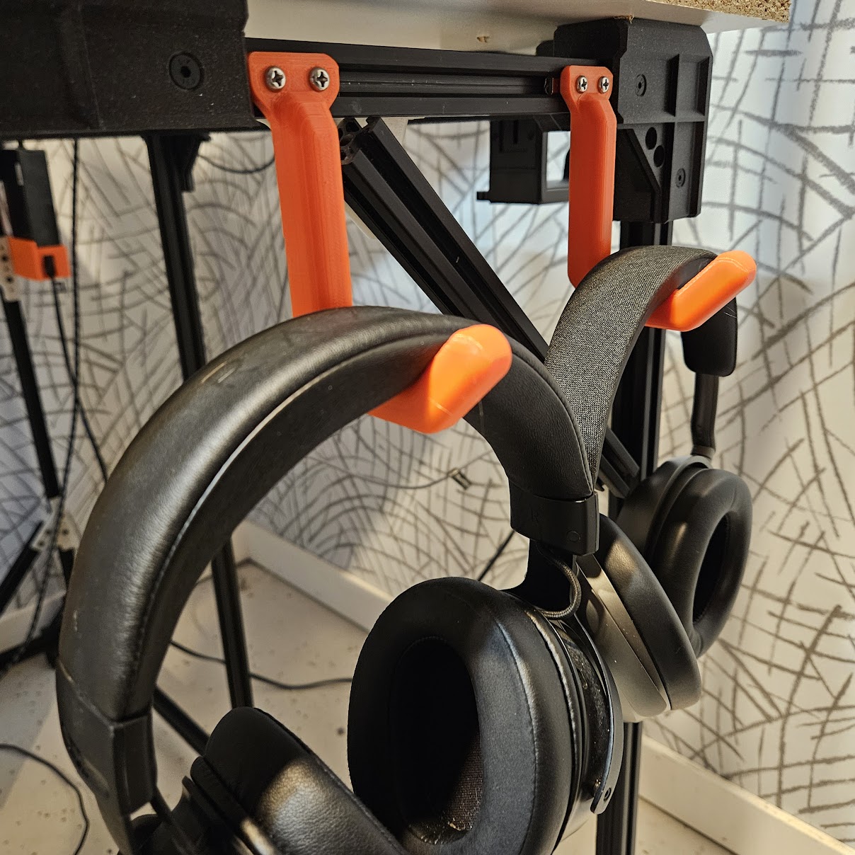 2020 Headphone Holder - M4 Remix