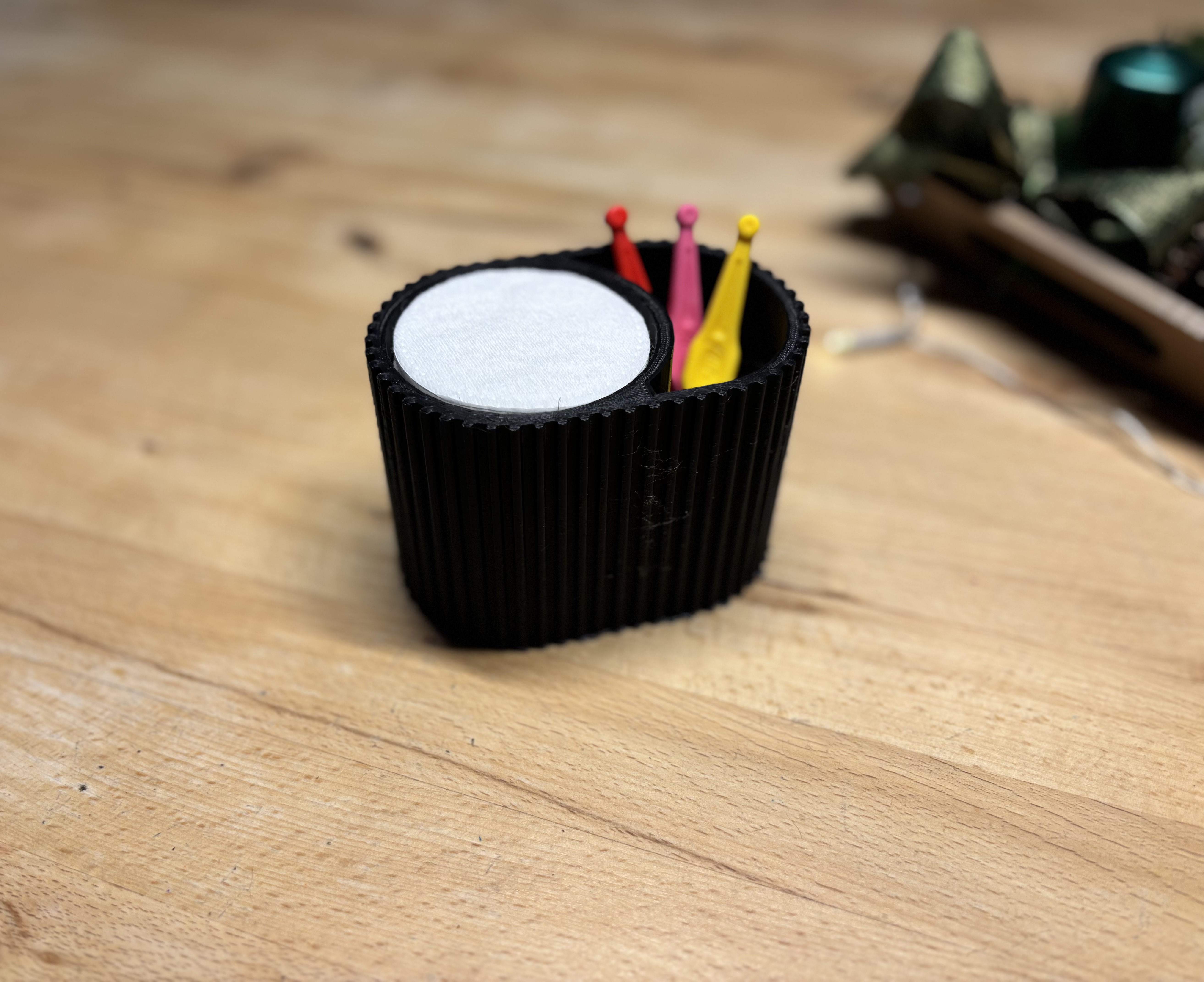 cotton pad holder