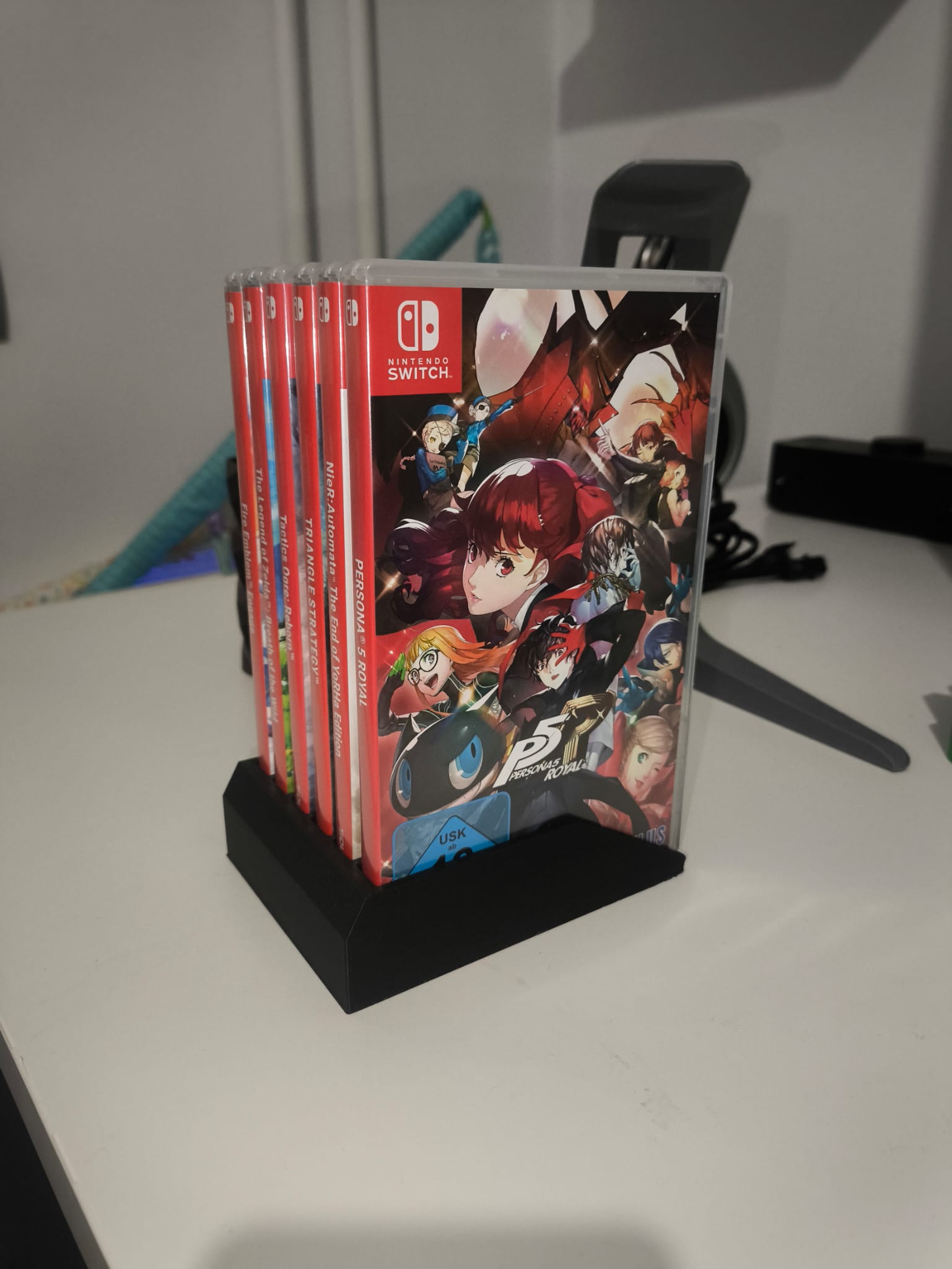 Nintendo Switch Games Stand (6 games)