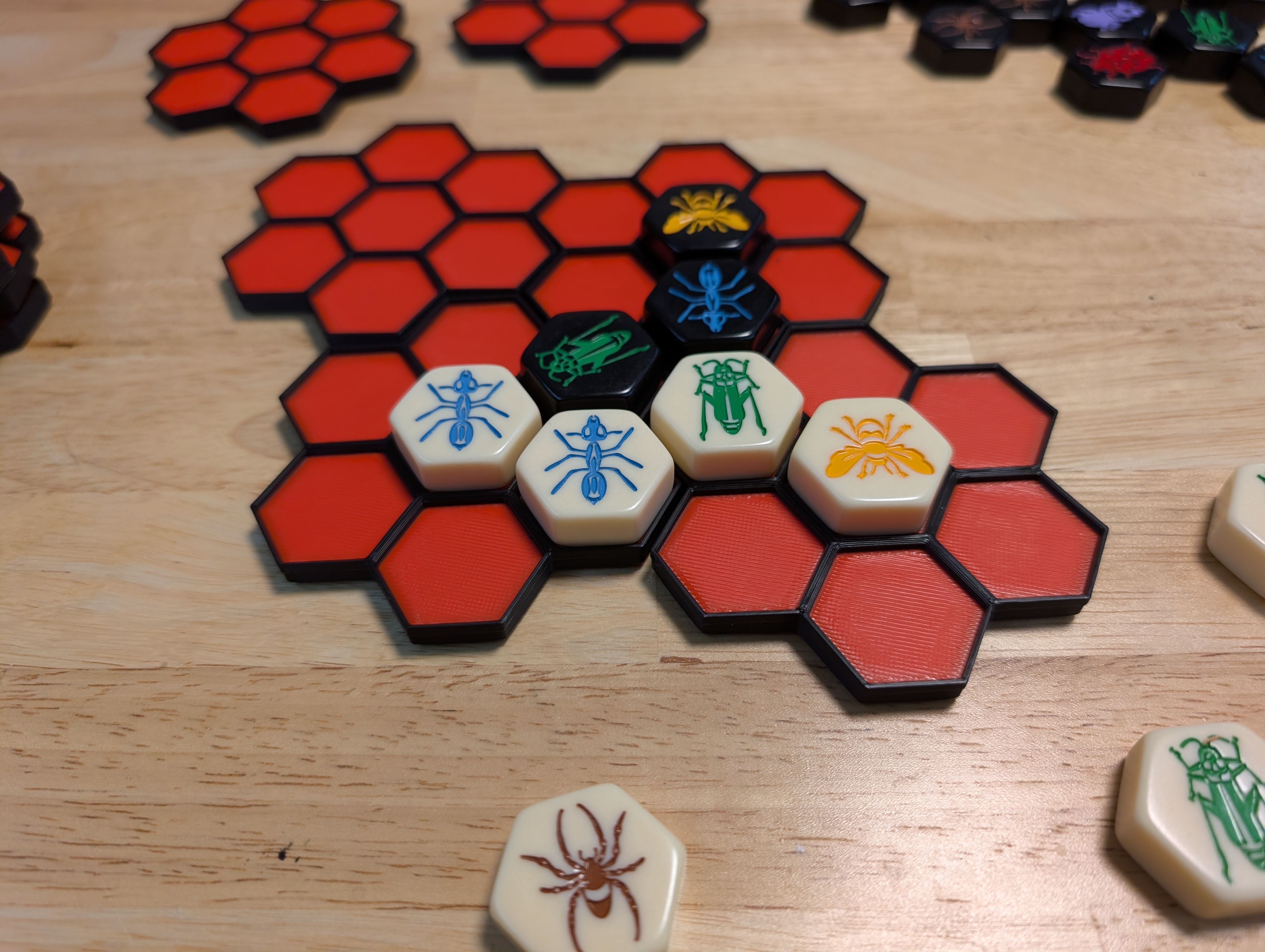 Play board for Pocket Hive.