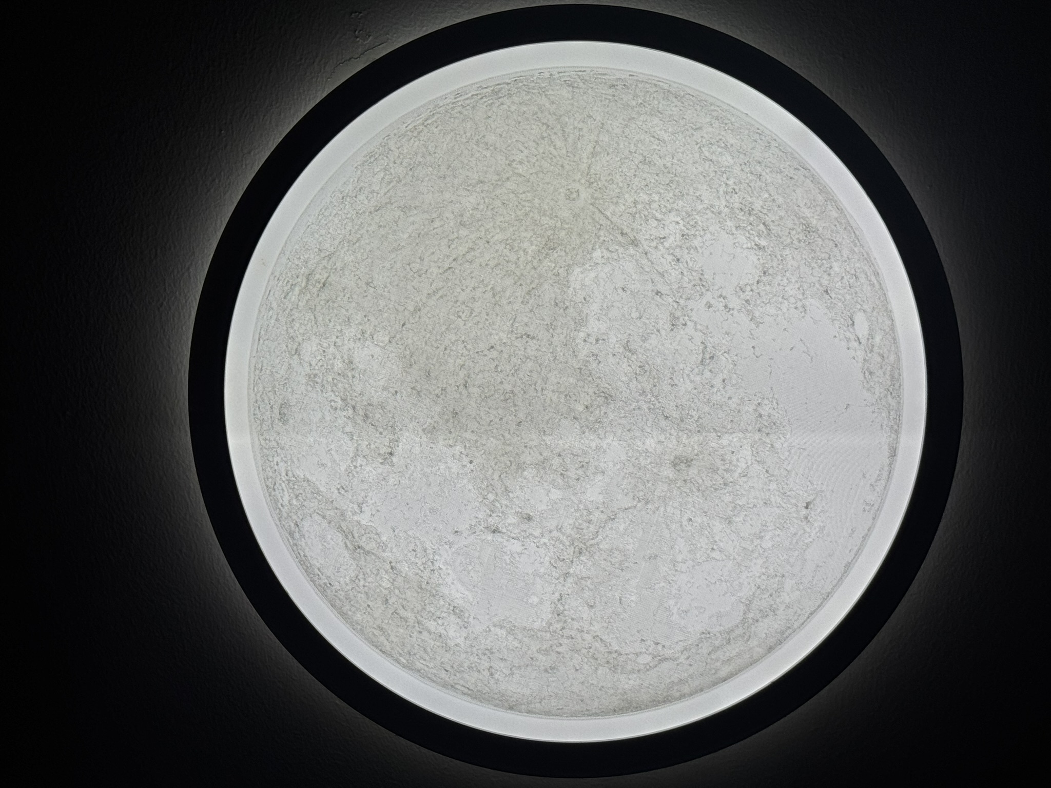 Super thin moon (round) for lamp or wall with glow-in-the-dark effect
