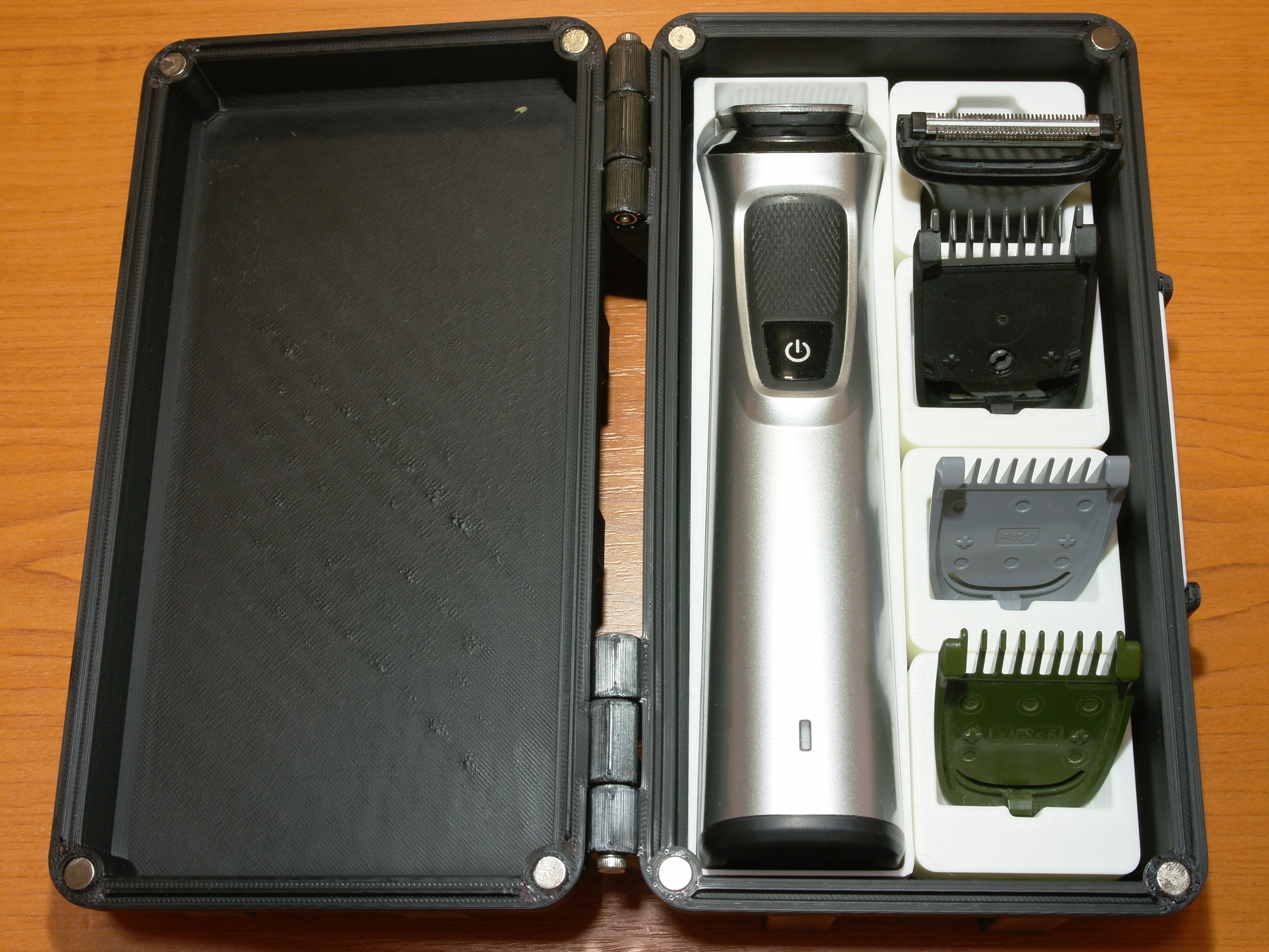 Philips MultiGroom 7000 Gridfinity Travel Case
