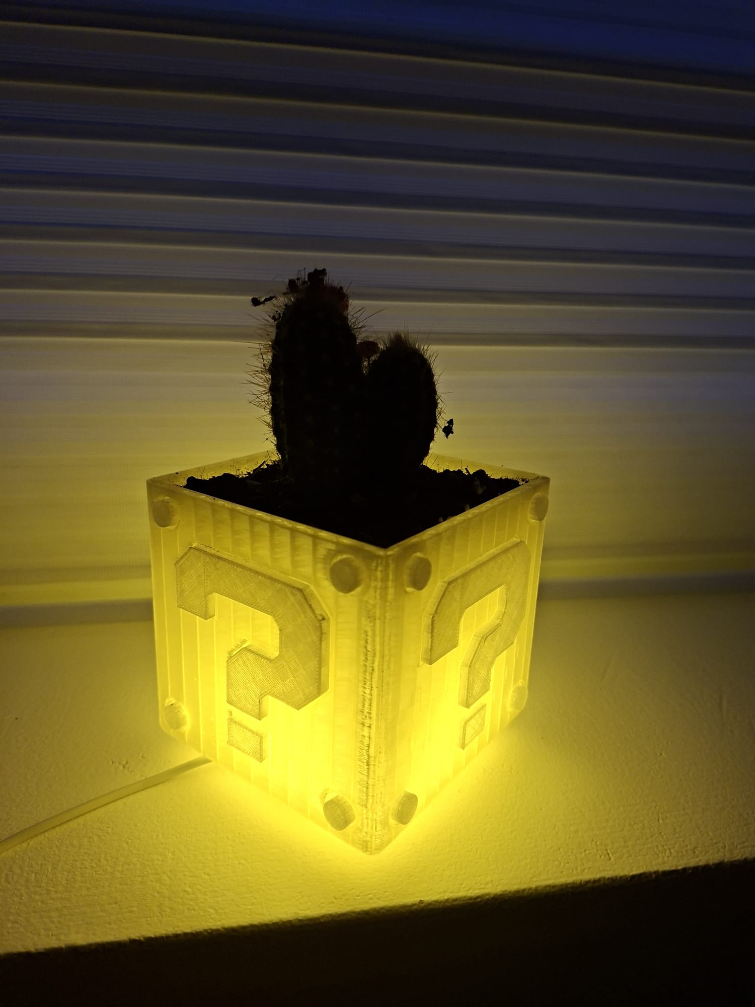 Mario Block lamp pot Lampkit 001