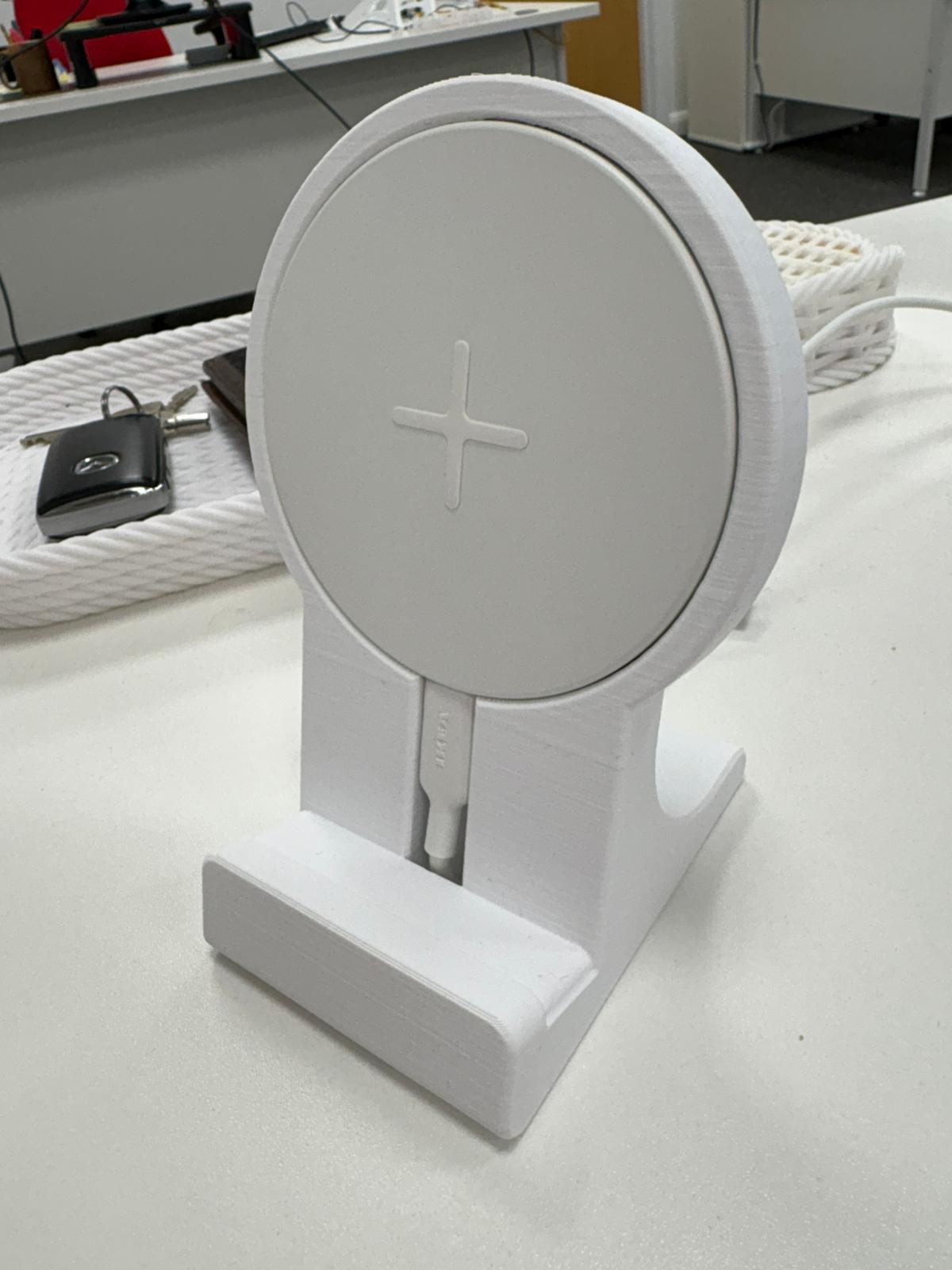 IKEA Livboj Phonestand (Remix for iPhone 16)