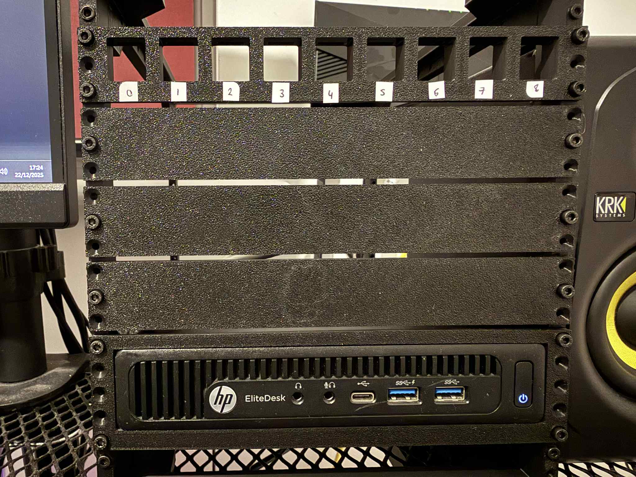 Blanking Plate for 19cm Network Rack