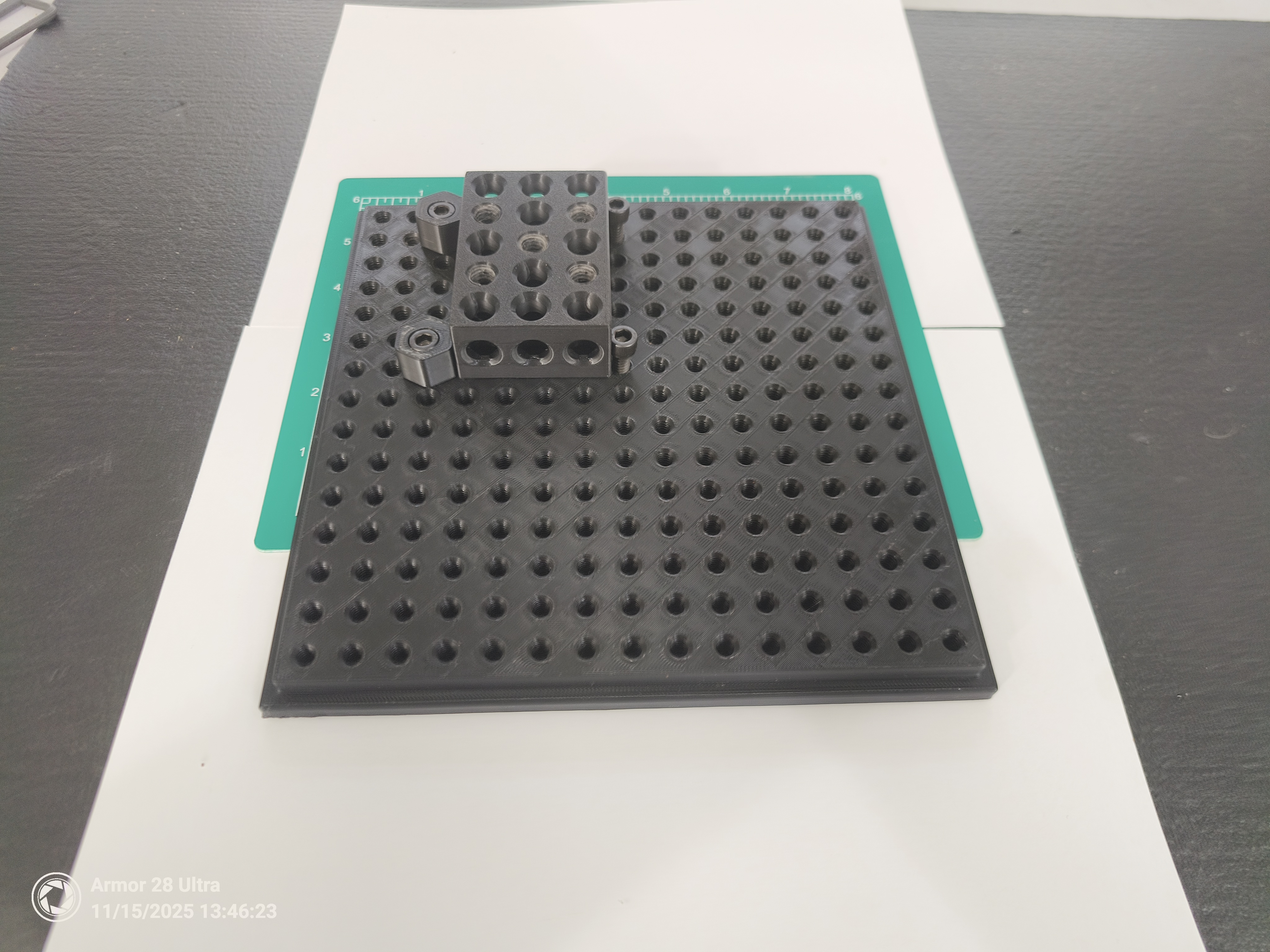 8x8 Fixture Plate