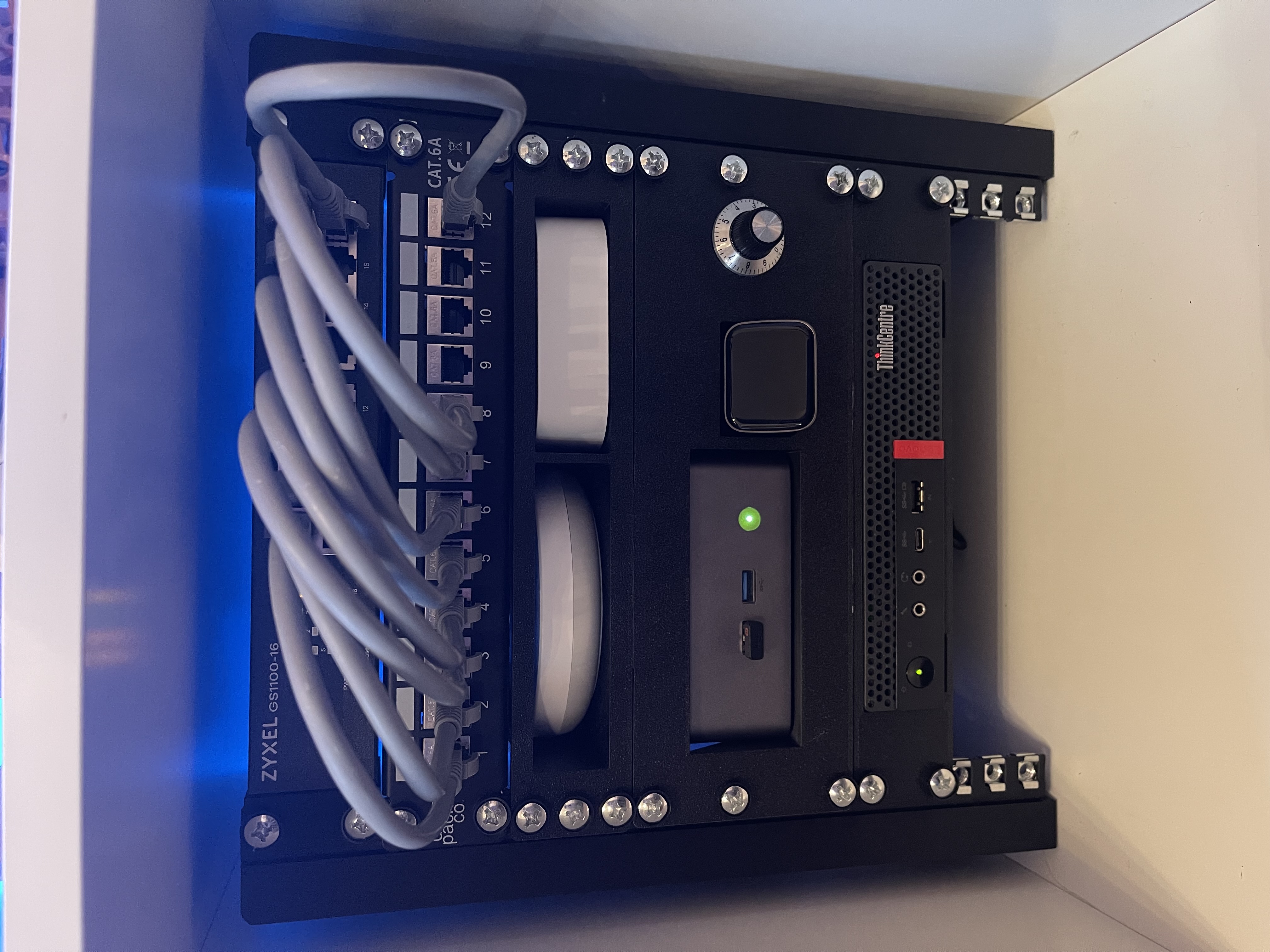 Phillips Hue & IKEA DIRIGERA hub 10" Rack Mount 3D model by joshcook