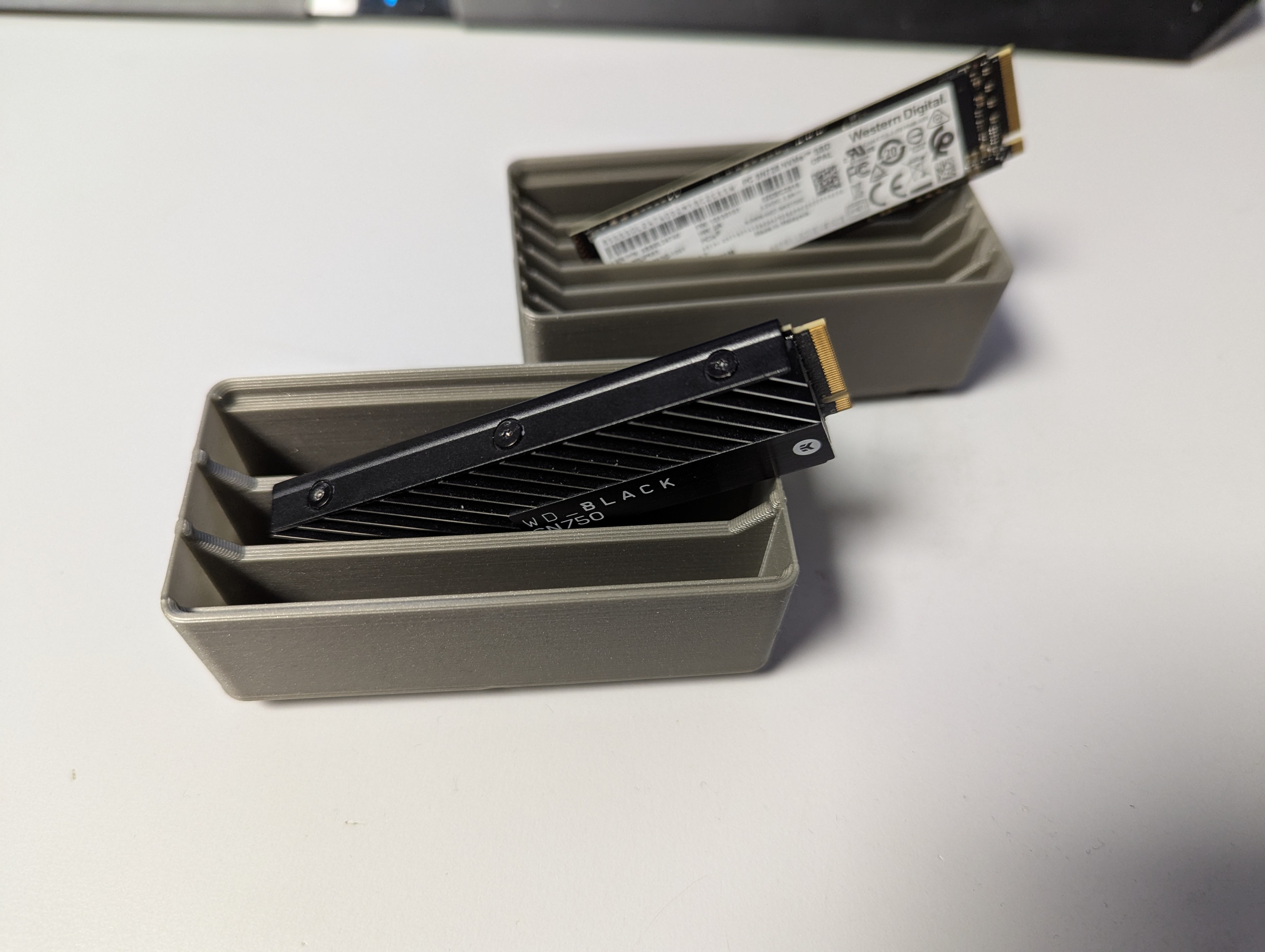 Gridfinity M.2 2280 Stackable Holders - Remixed for Heatsinks