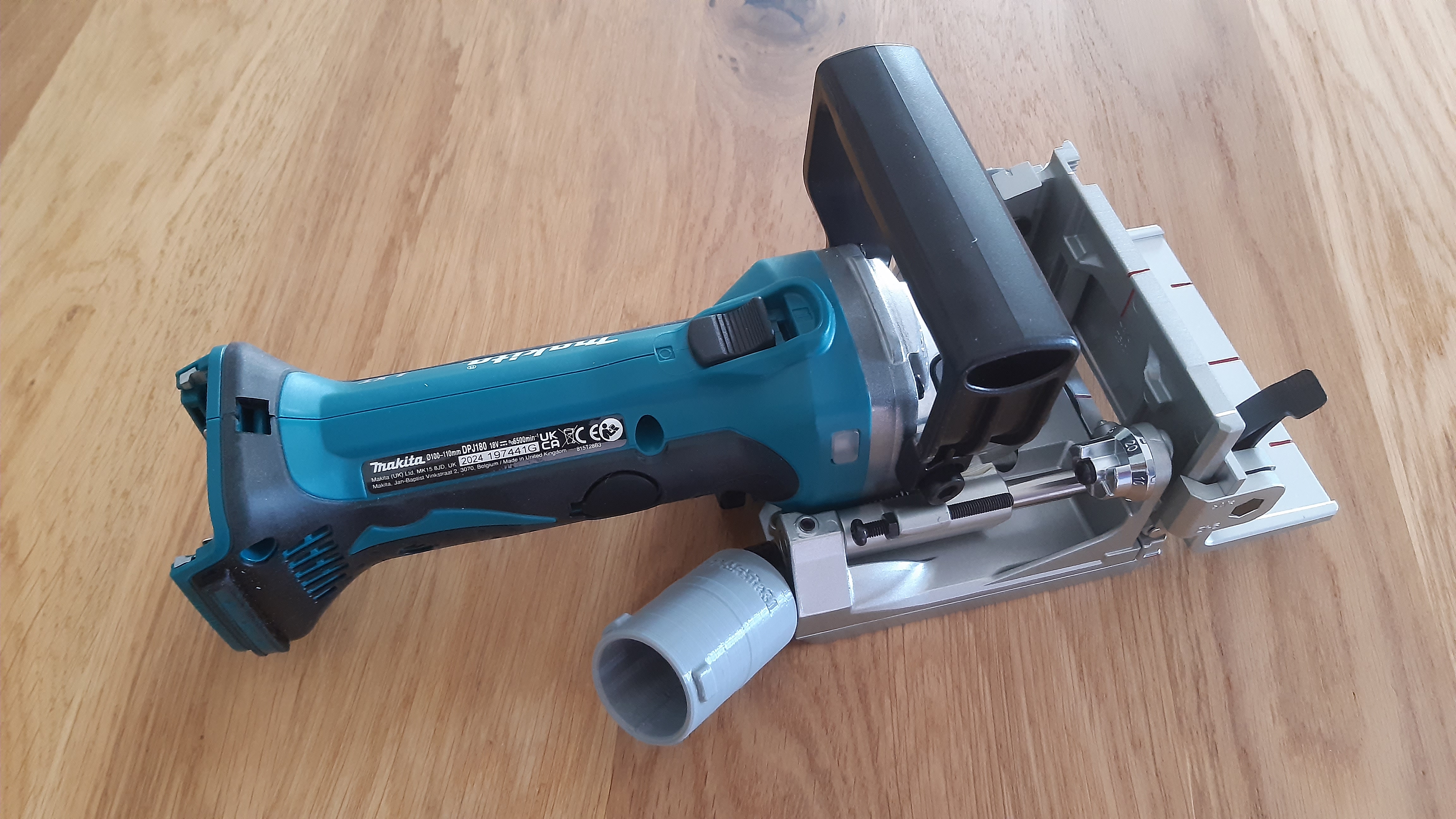 osVAC - Makita DPJ180 - Akku - Flachdübelfräse
