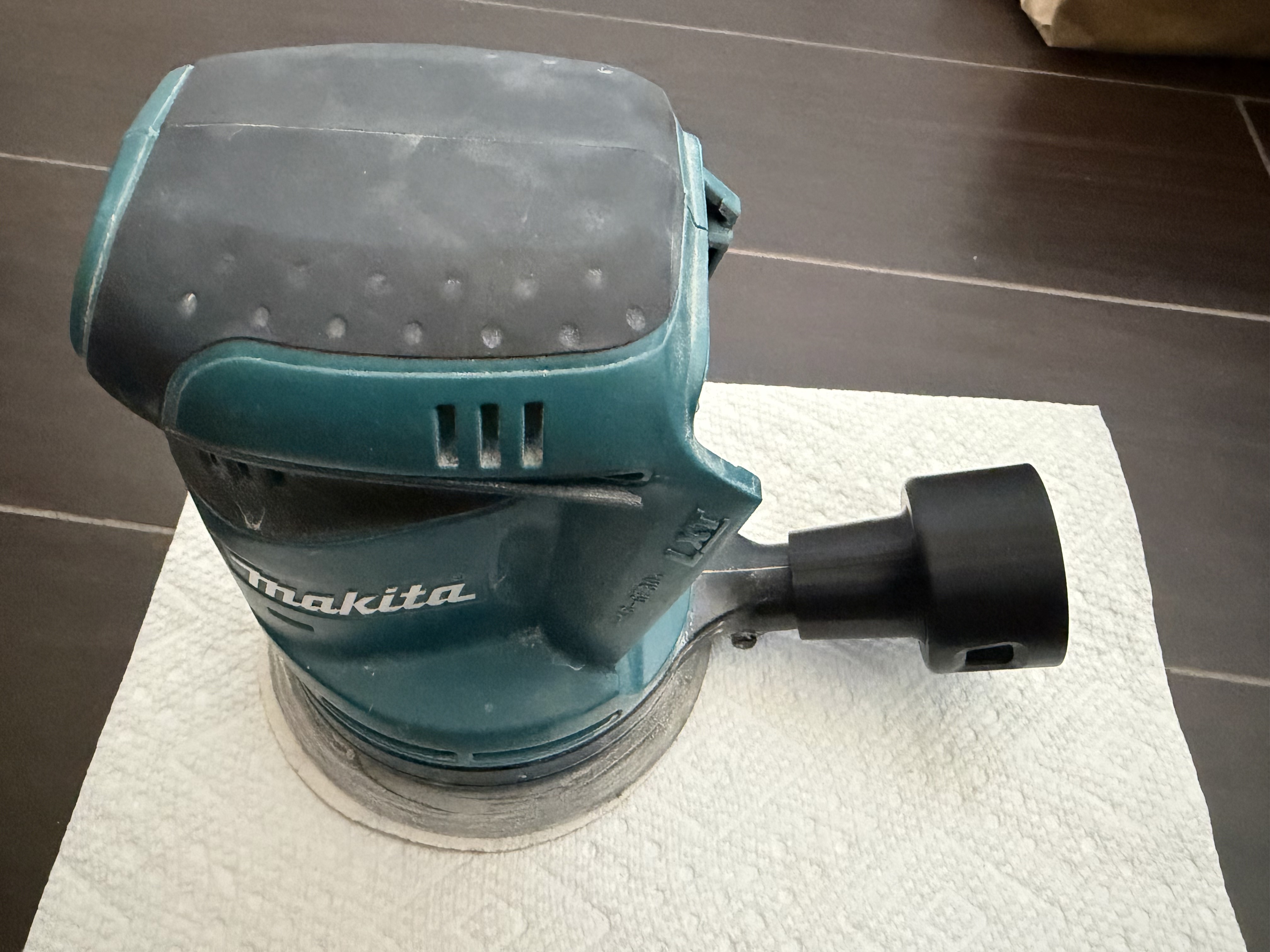 Makita Palm Sander adapter for Bosch Dust Extractor/Vacuum