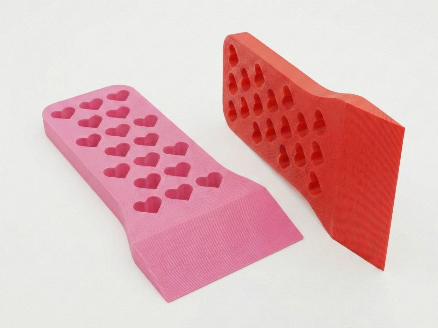 Heart-Grip Bed Scraper | Valentine's Edition