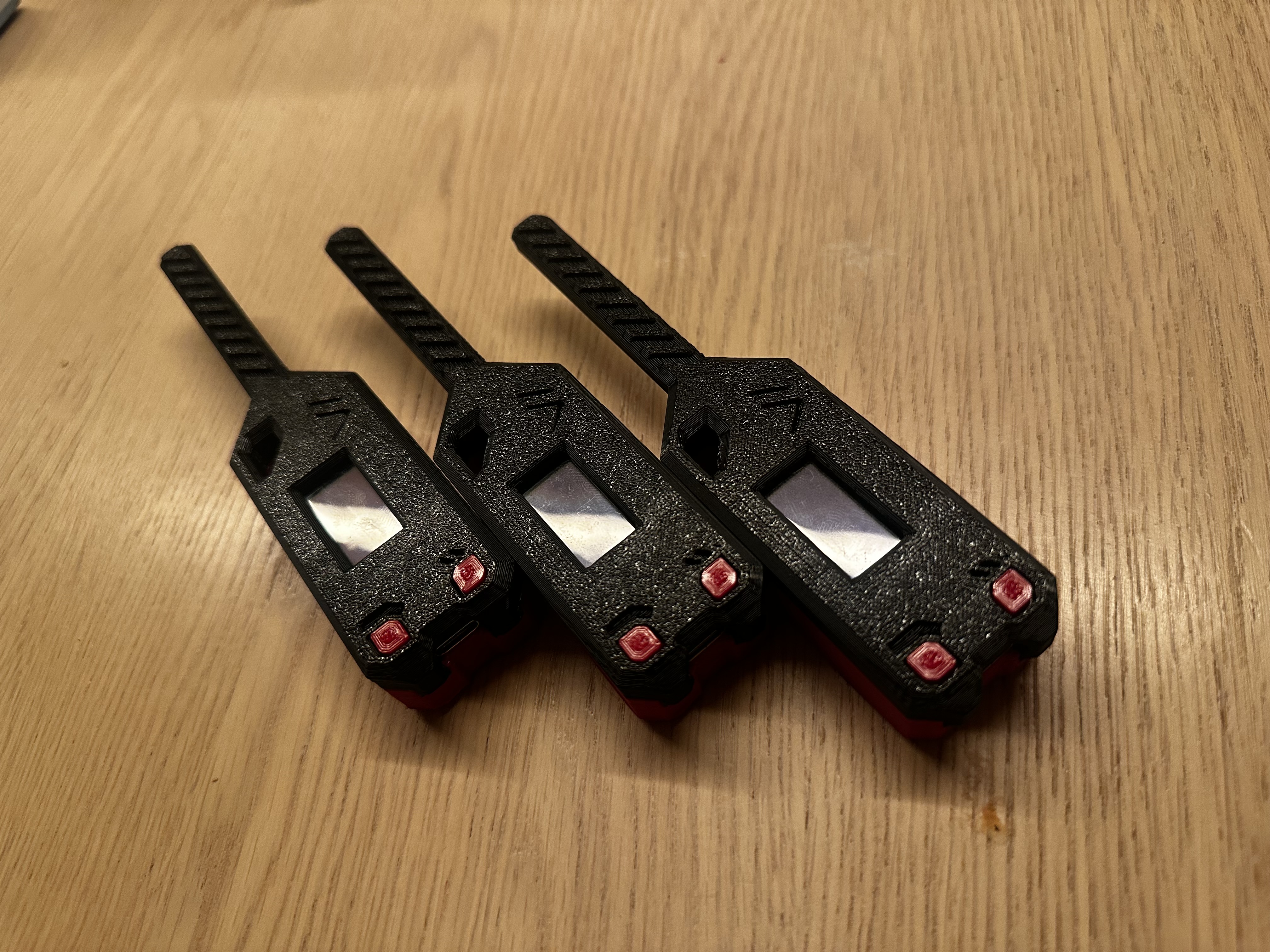 Miniatura 2 do modelo 3D Minimal case for Heltec V4