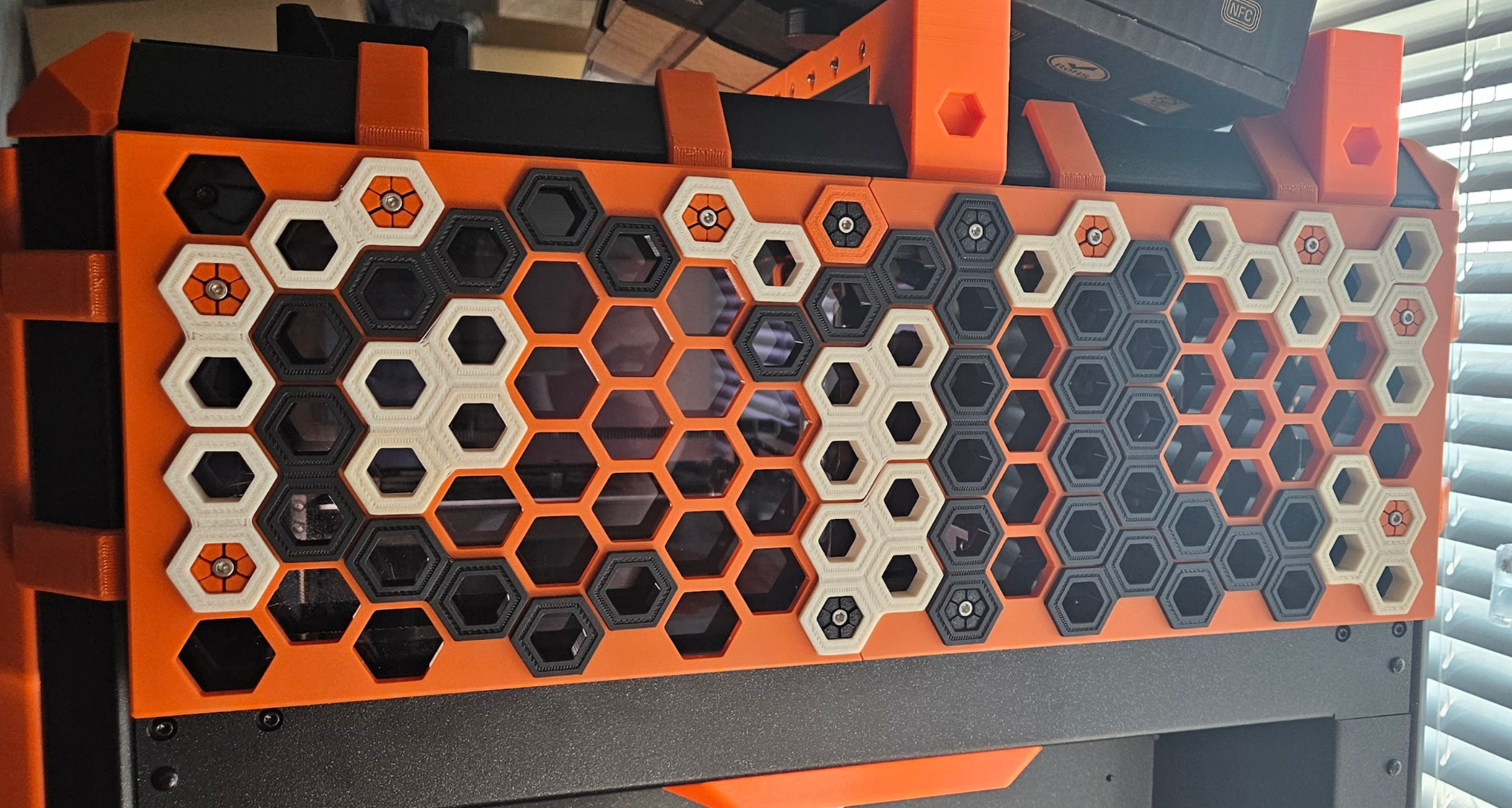 HSW panel for Core One L side window