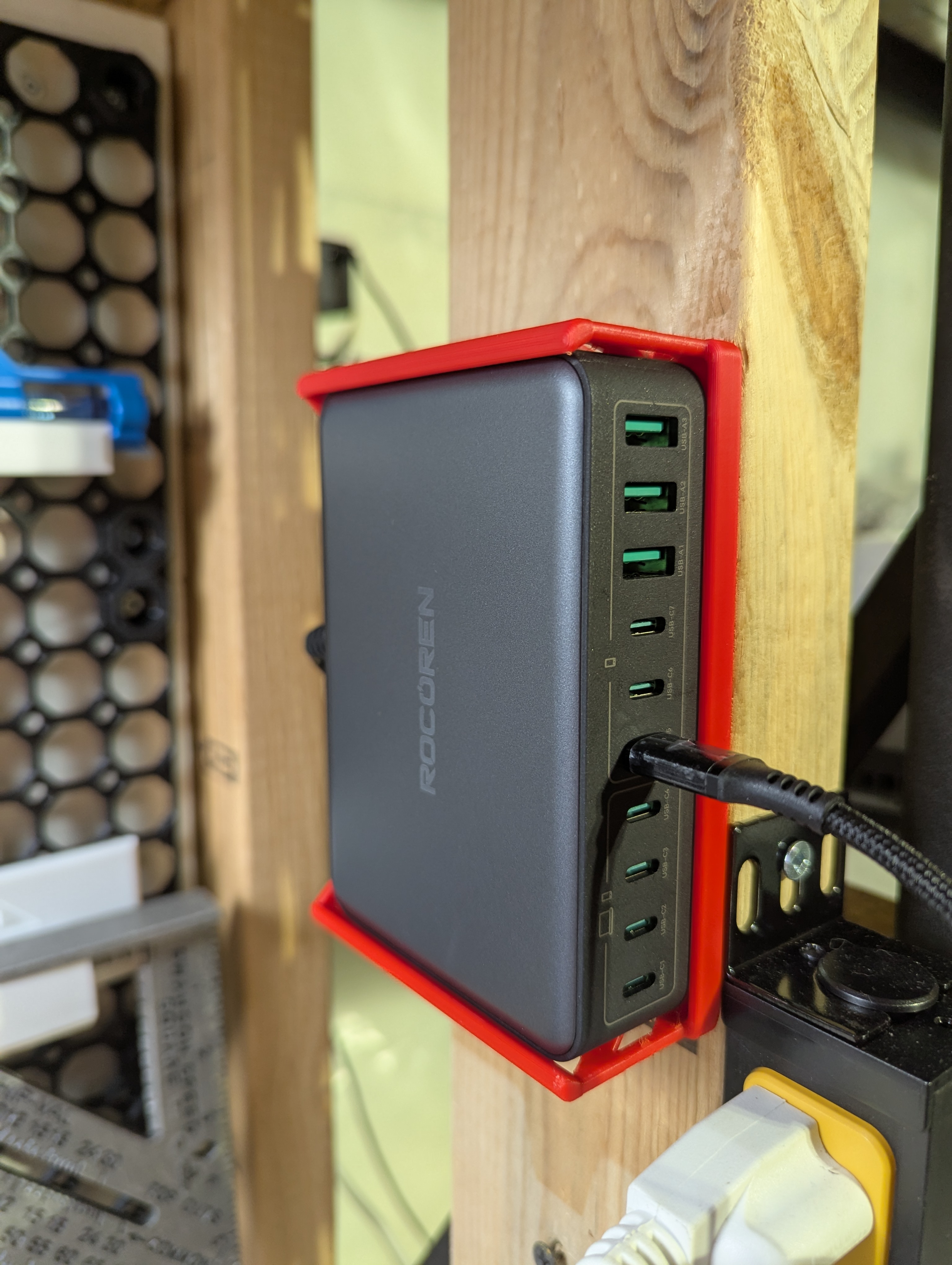 ROCOREN USB Power Supply Mount