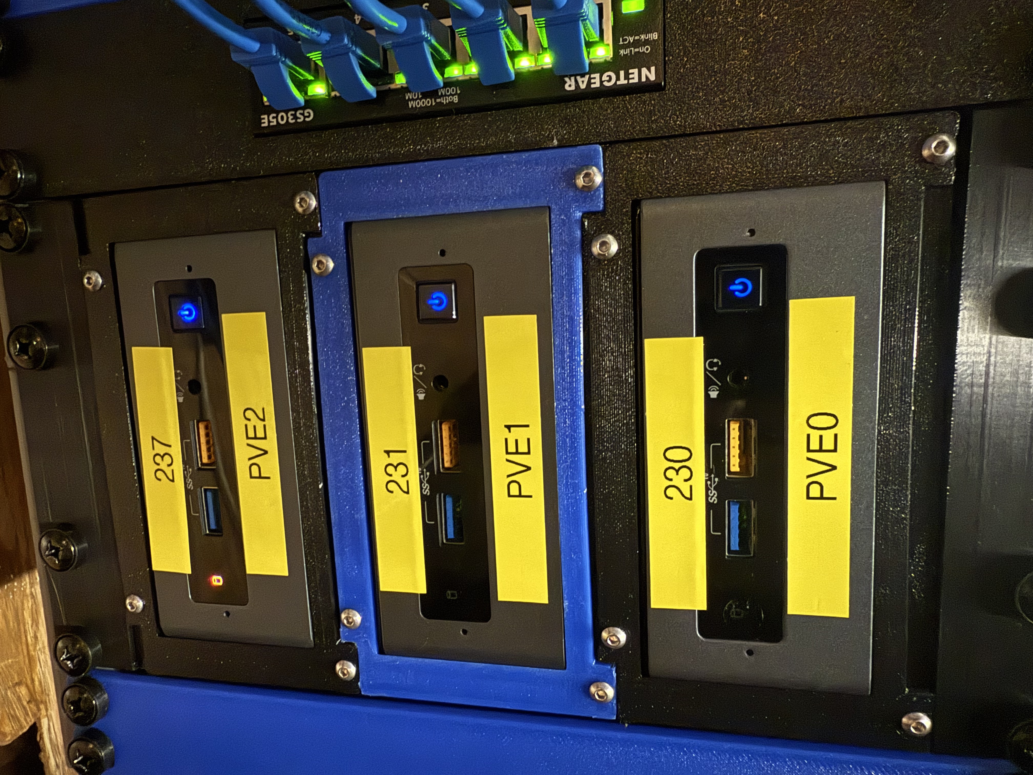 Intel NUC 10 inch 3U rack mount