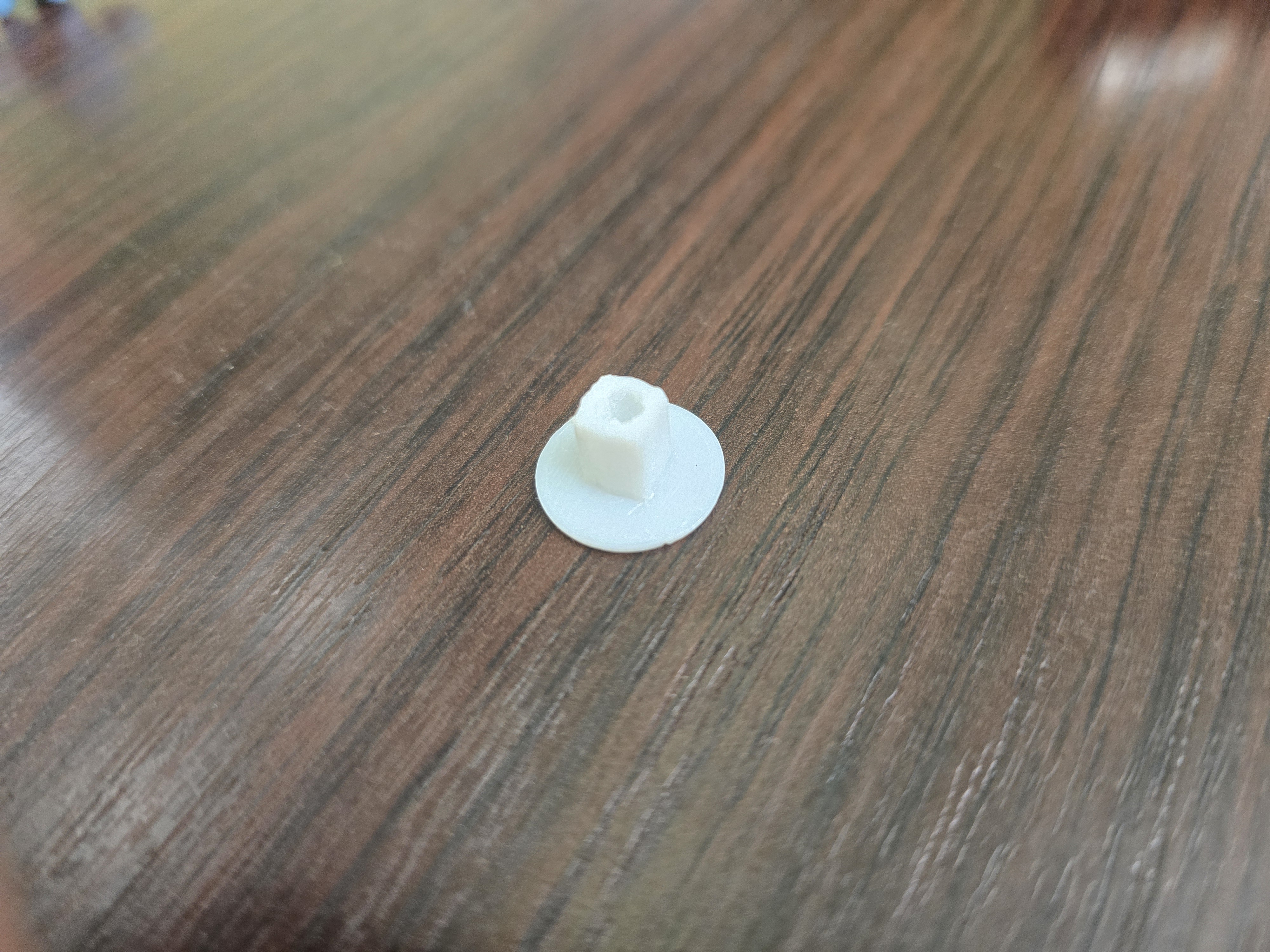 furniture plug for 7 mm hole