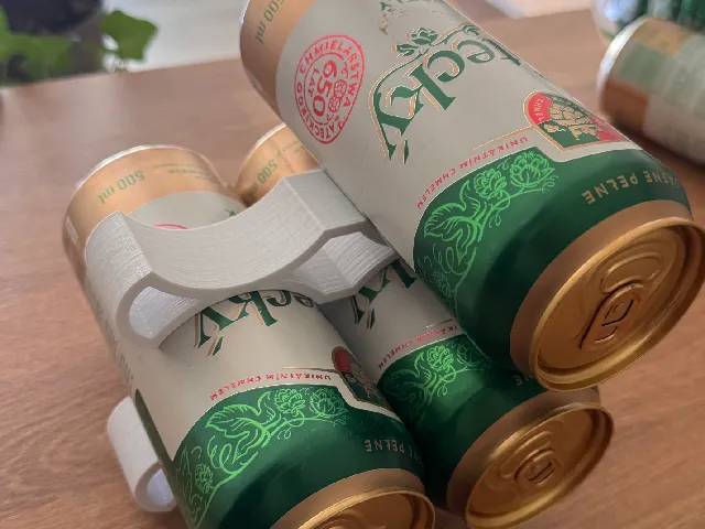 Stackable can holder (66mm Beverage Cans)