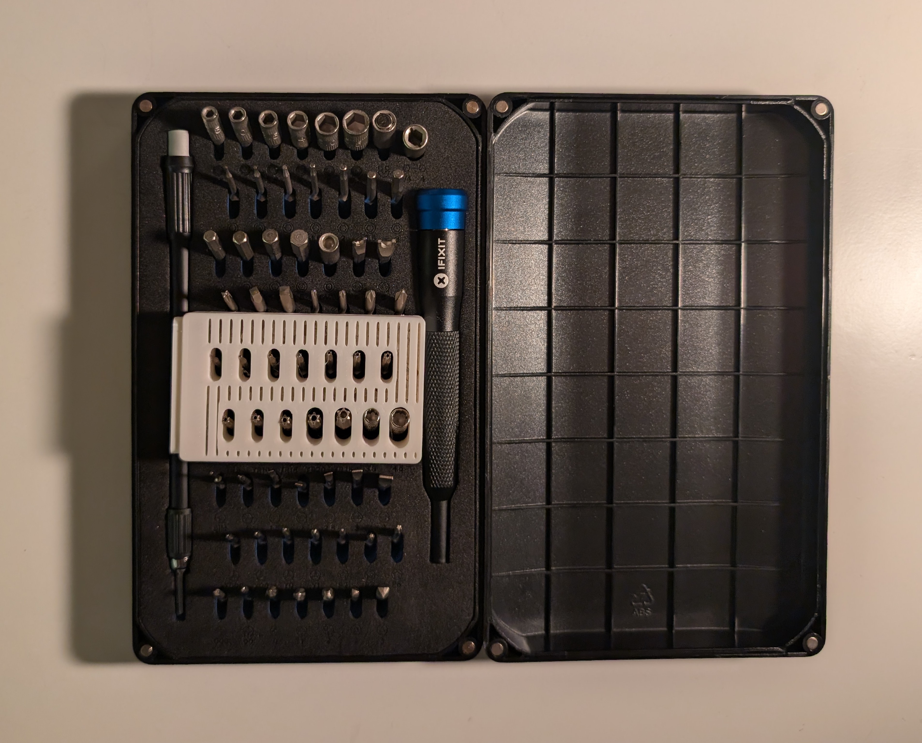 iFixit Mako Driver Kit Silica Gel Desiccant Holder