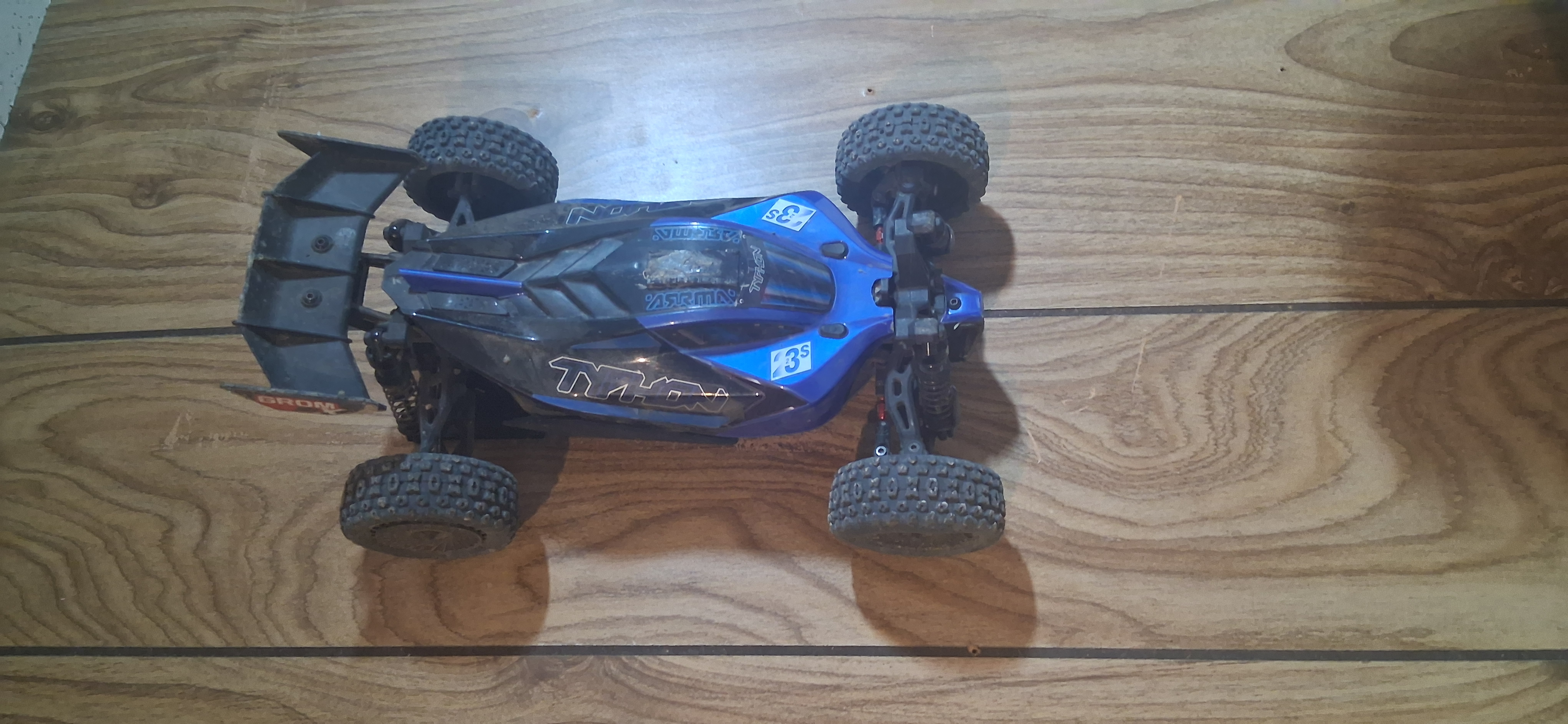 Arrma Grom wall mount