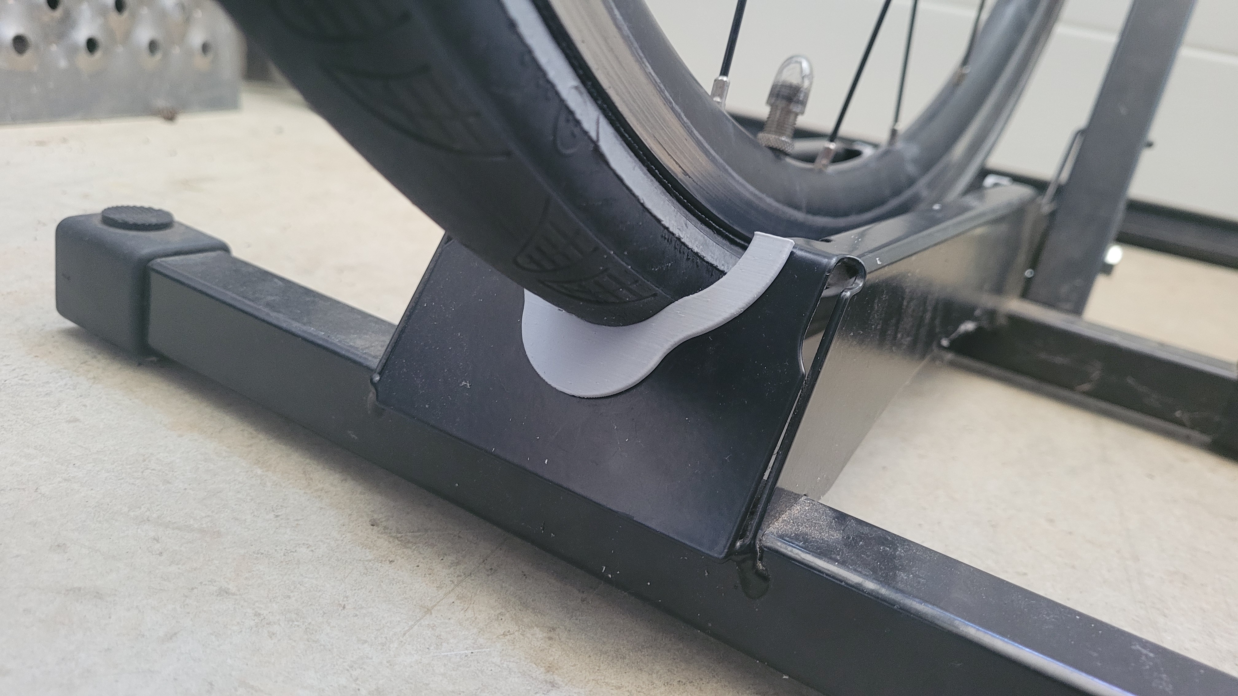 Protective inlay for Feedback Sports RAKK bicycle stand