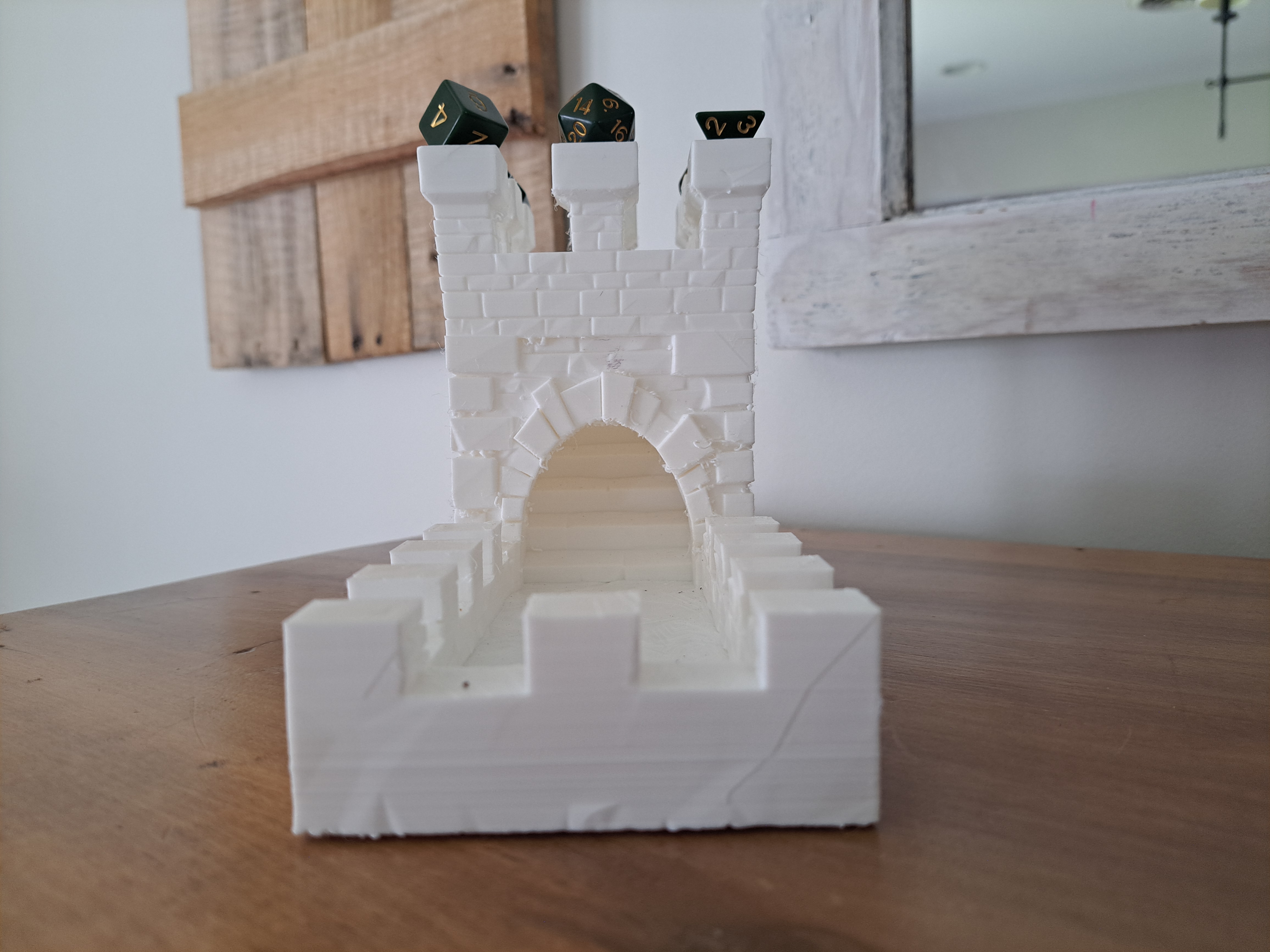 Miniatura 5 do modelo 3D Dice Tower And Stand