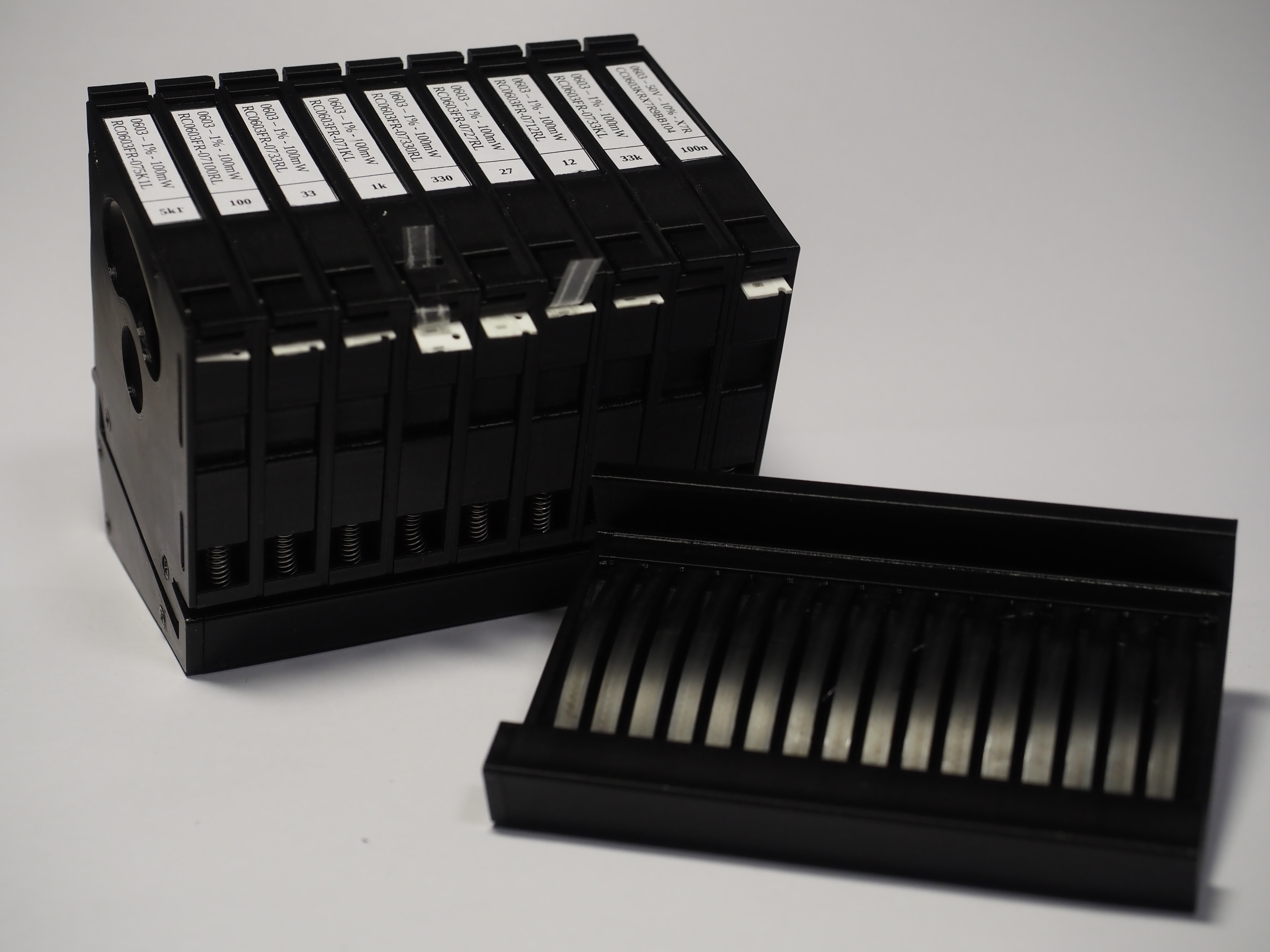 Parametric SMD Component Magazine — thumbnail 3