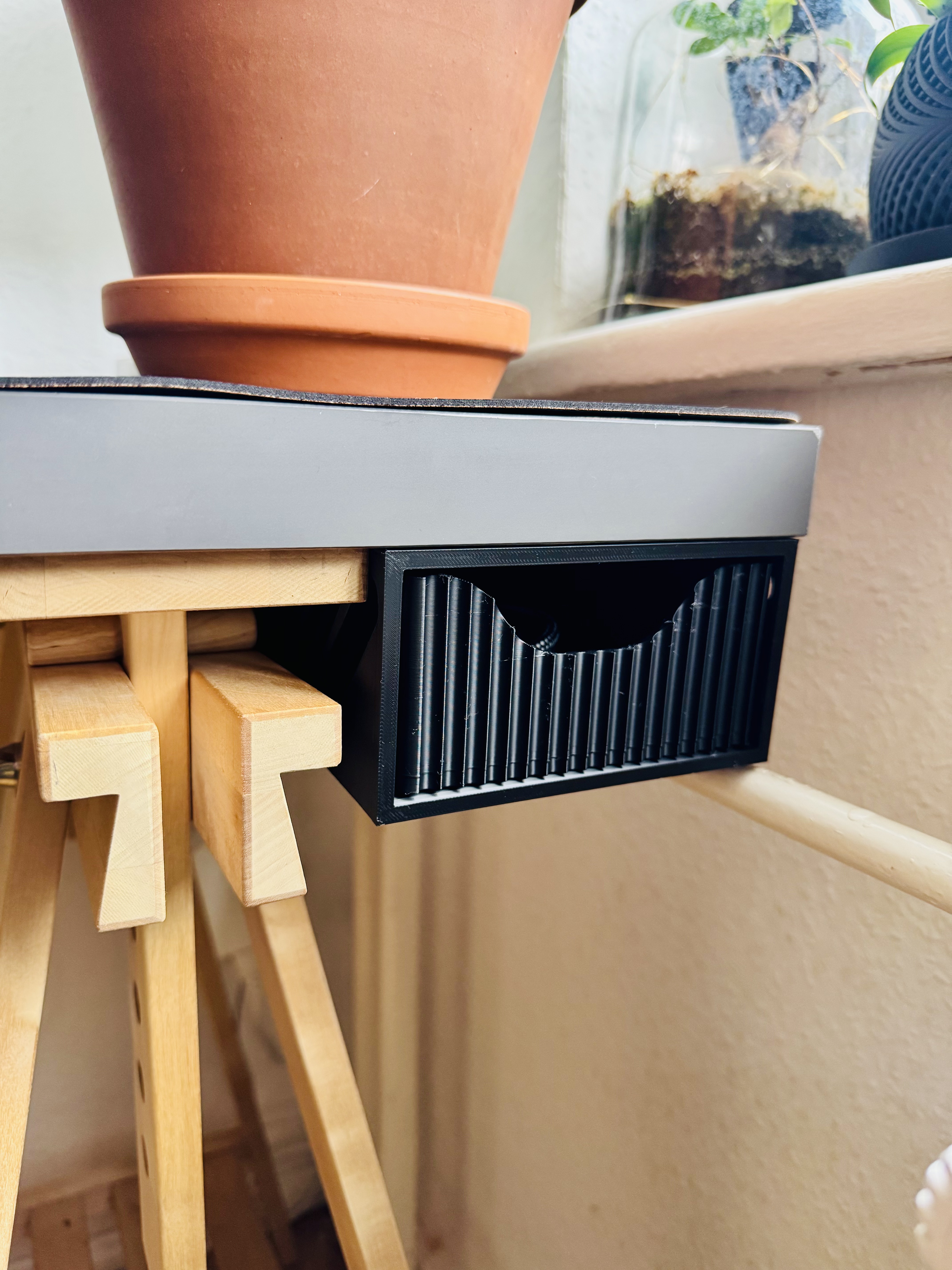 Miniatura 7 do modelo 3D Simple drawer | Under table drawer