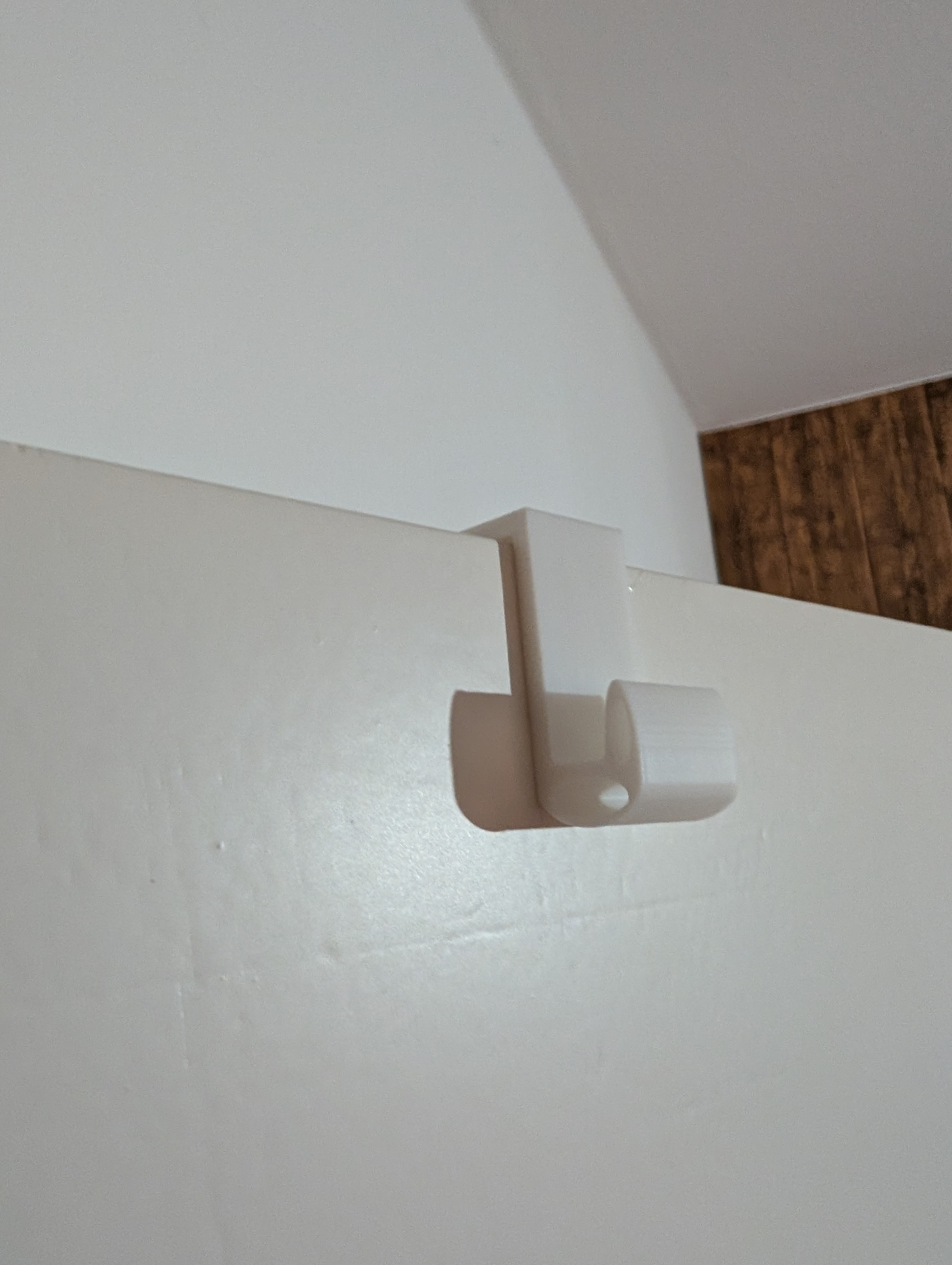 Ultra Strong Door & Shower Hook – Fits up to 10mm | Only 4g Filament | Space Saving