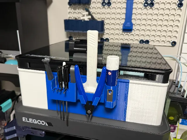 Toolholder Remix for CC1 Canvas Relocation & Riser