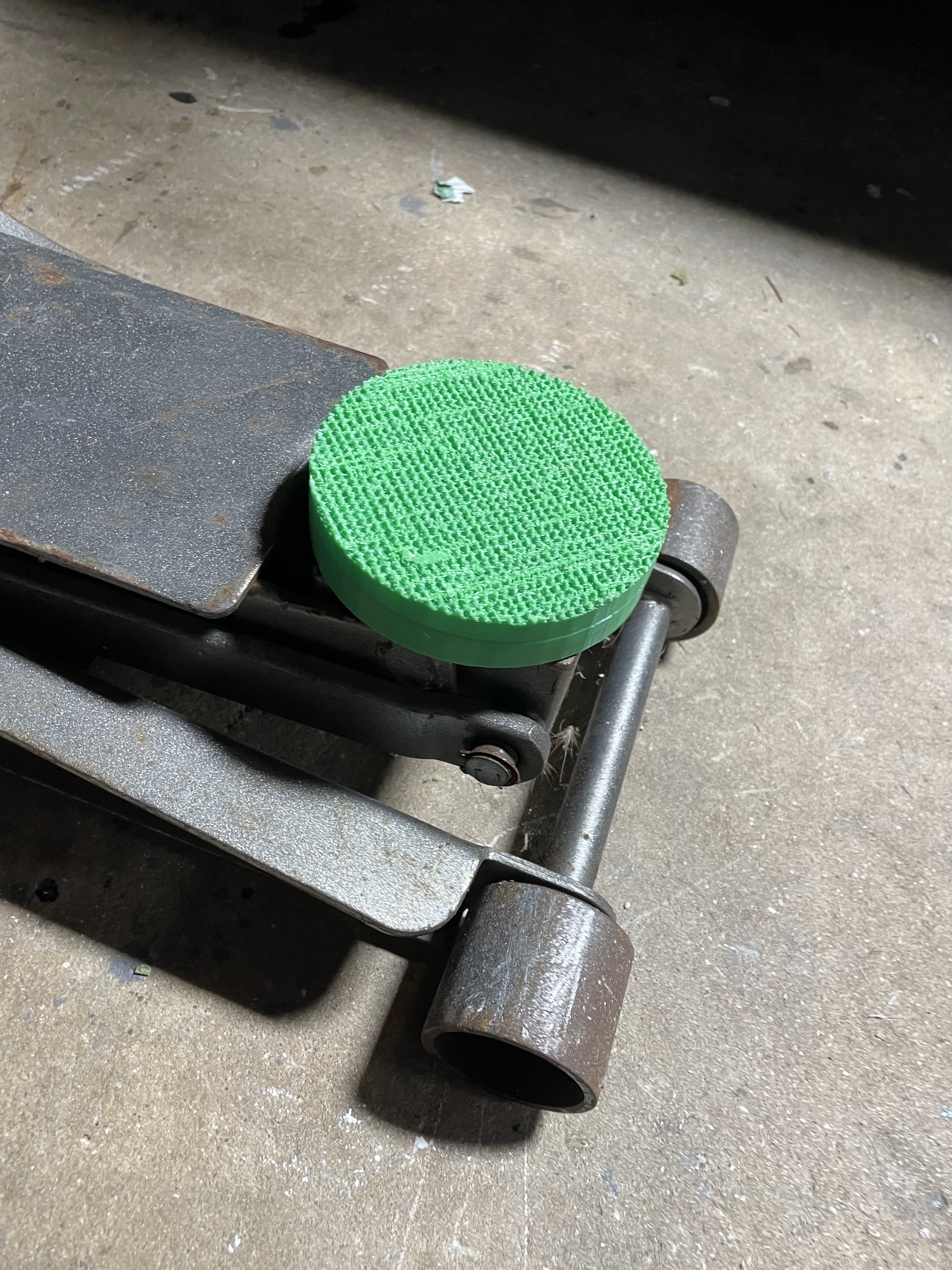 Pittsburg 3 ton low profile 4 1/4 inch jack pad