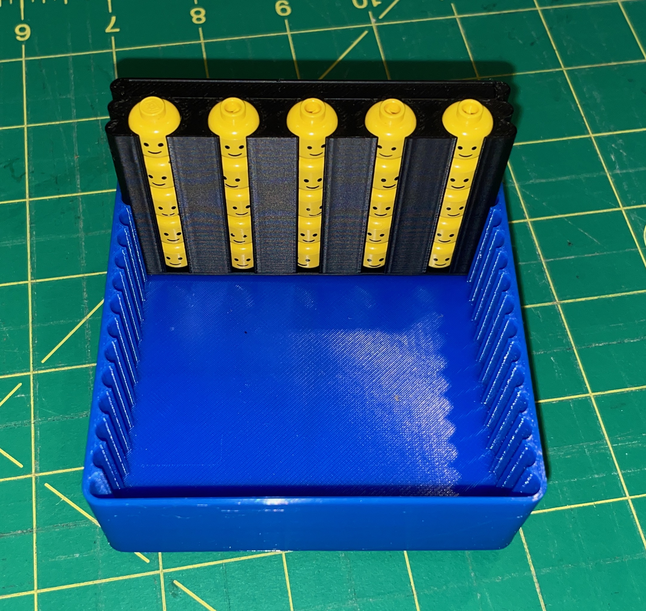 Gridfinity Lego Minifigure Head Holder
