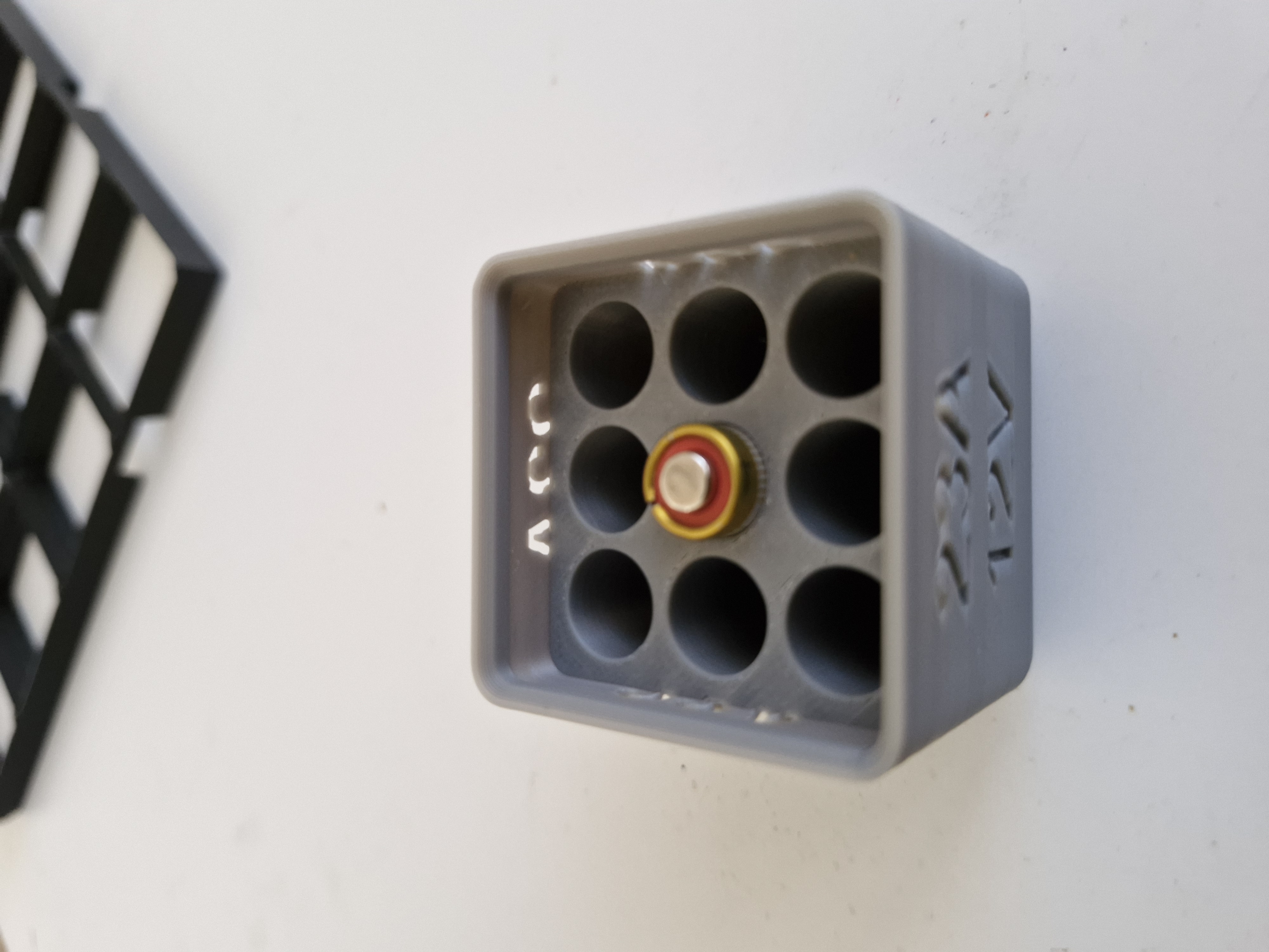 Gridfinity stackable batterystorage (A23 12V) — thumbnail 2