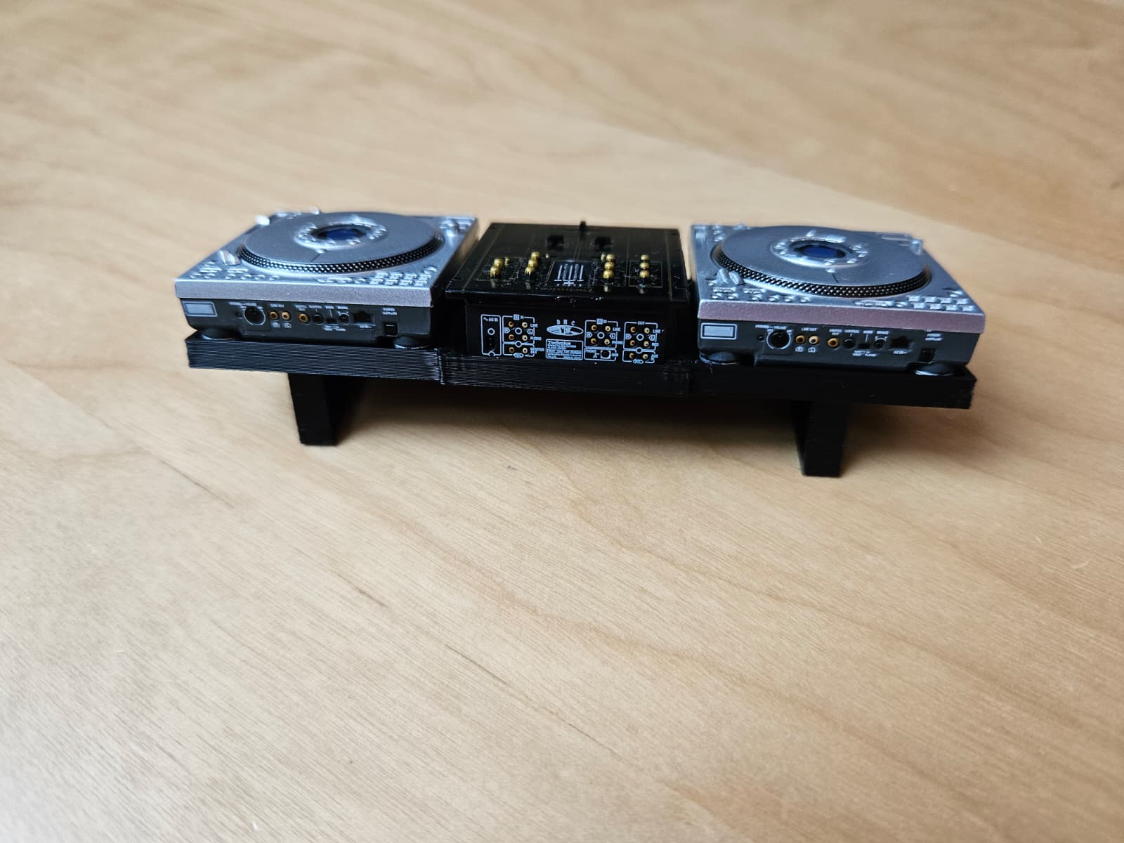 Technics Miniature Collection turntable/cd and mixer dj stand — thumbnail 11