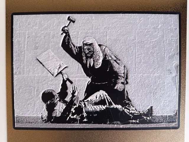 Hueforge BANKSY - Judge Beating