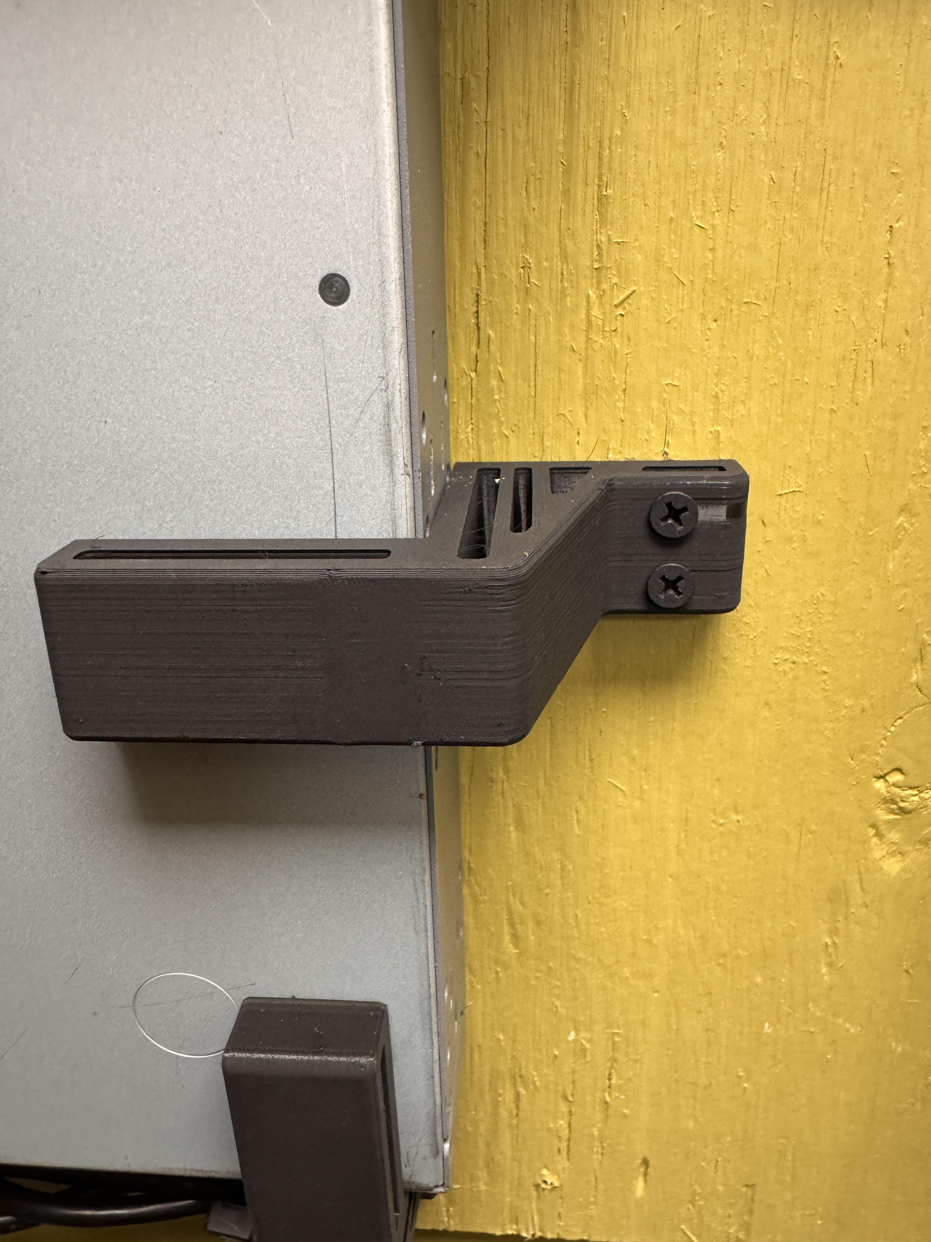 1U Wall Mount Network Equipment Brackets