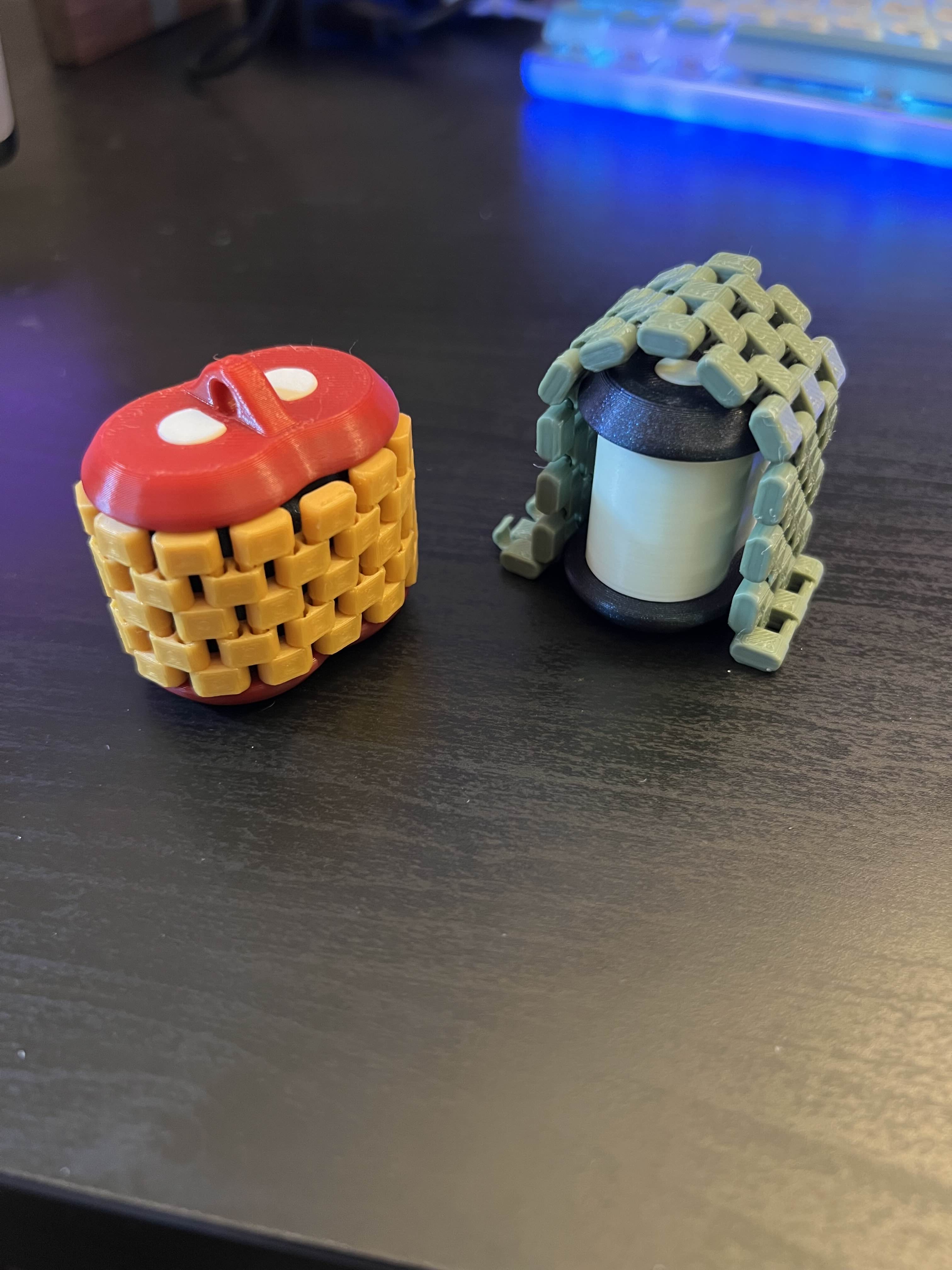 Chain Roller Fidget