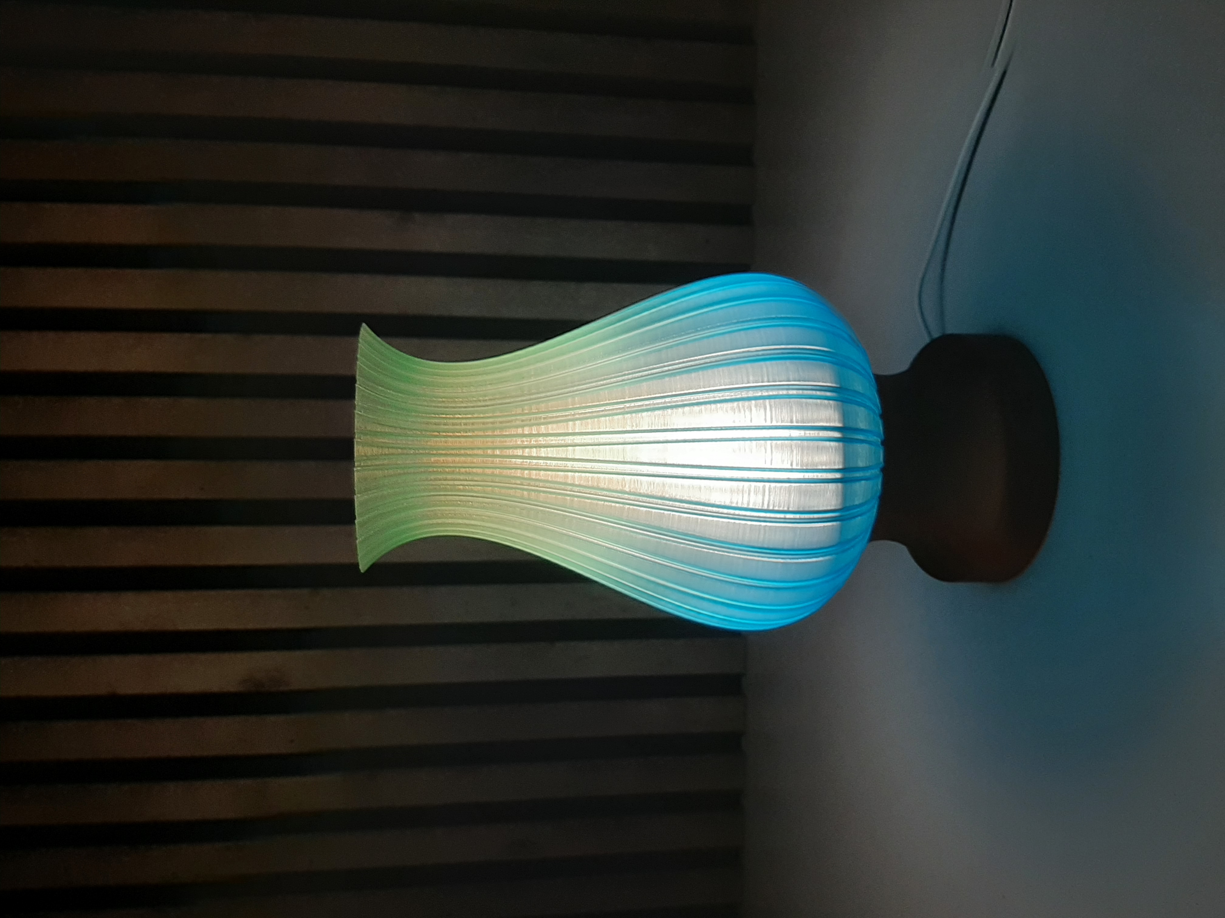 modern tablelamp 3D model by geo panta