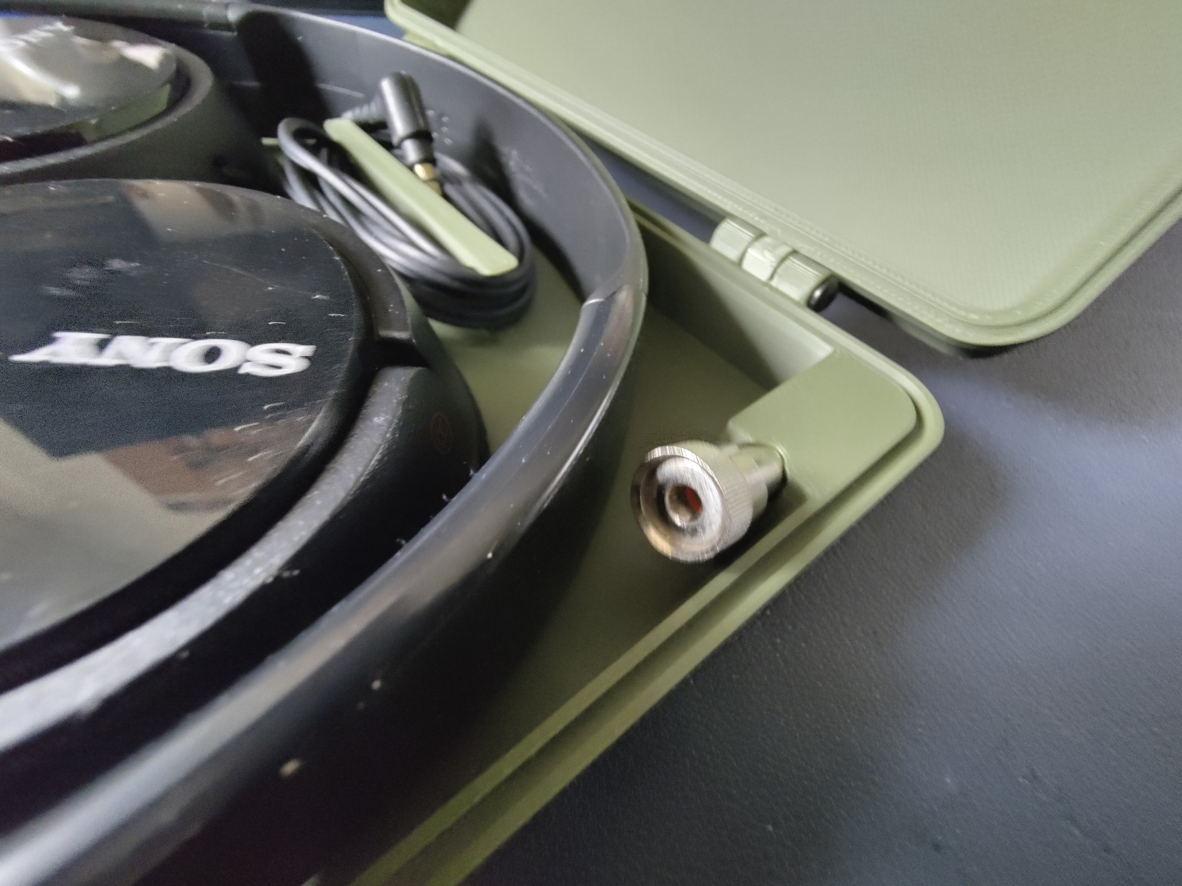 Sony MDR-ZX Headphone case — thumbnail 4