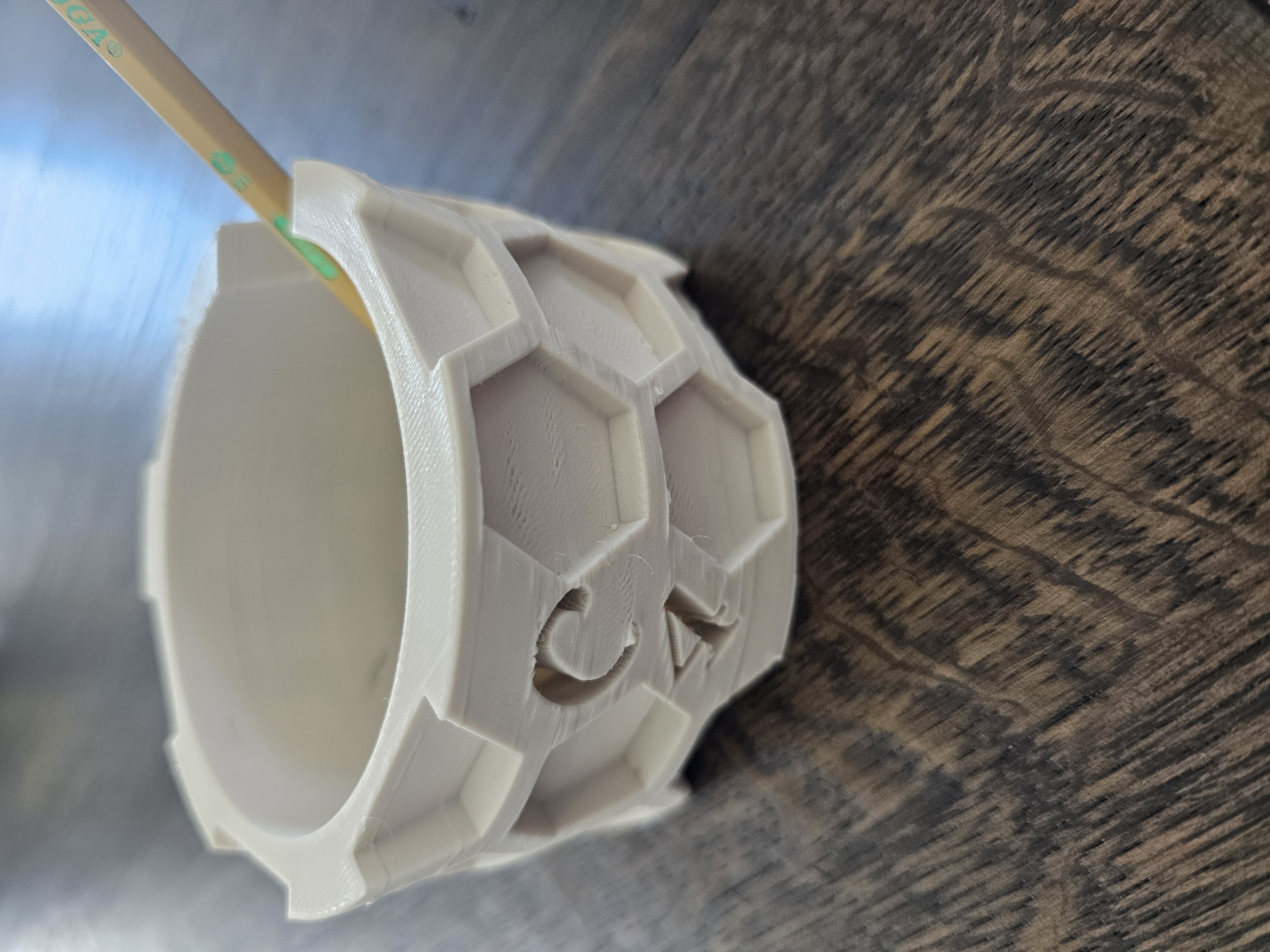 Modern Pen Holder Model #1