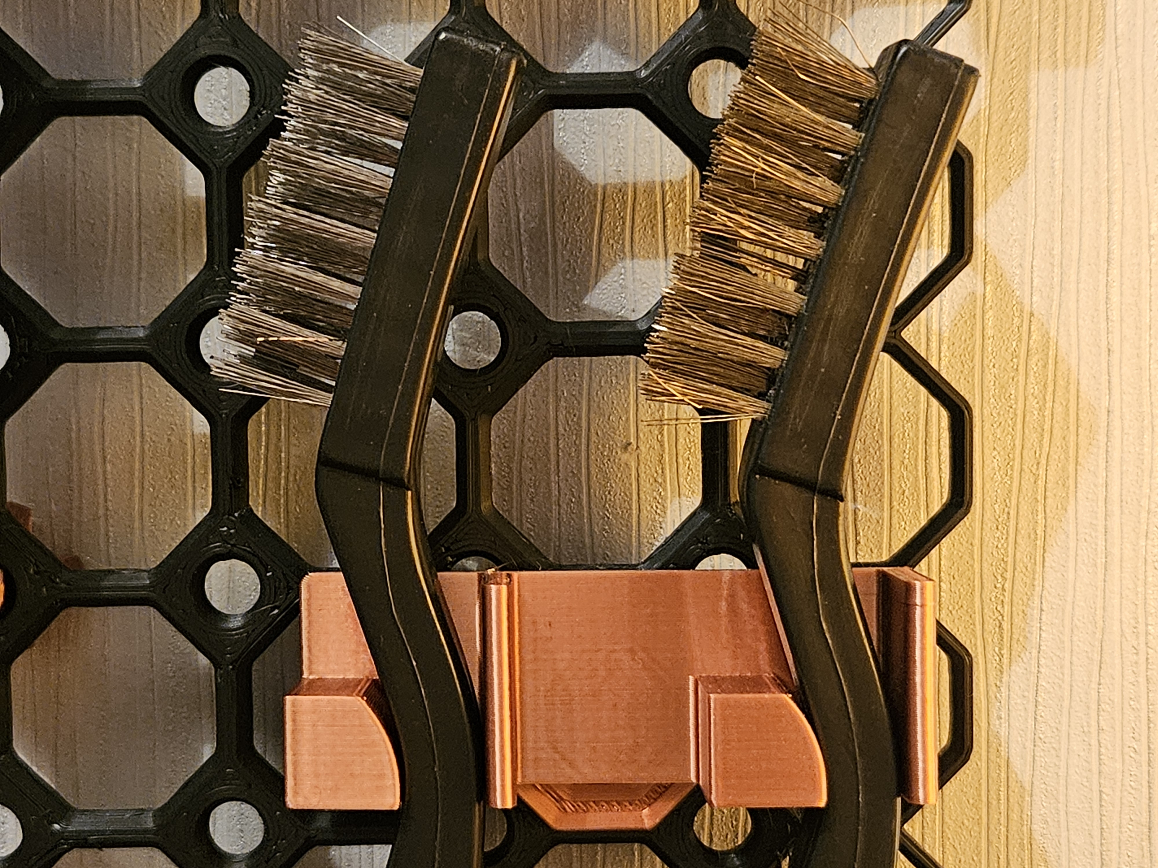 Multiboard Brass/Steel brush holder