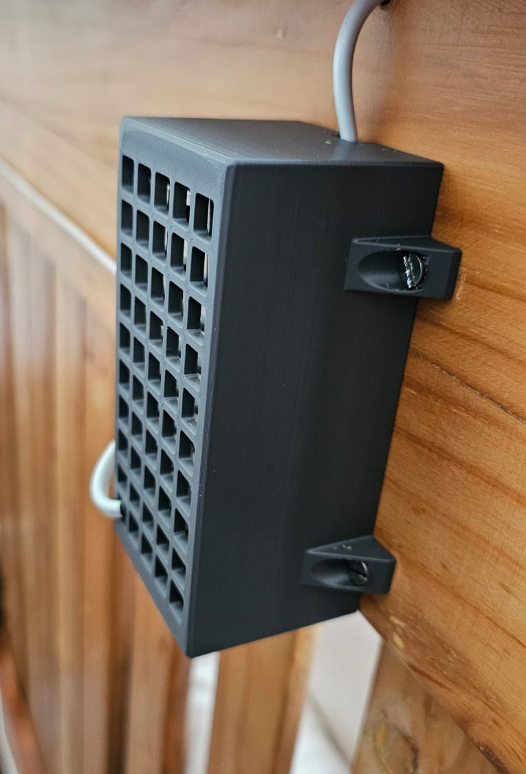Electronics box - switch and LED PSY